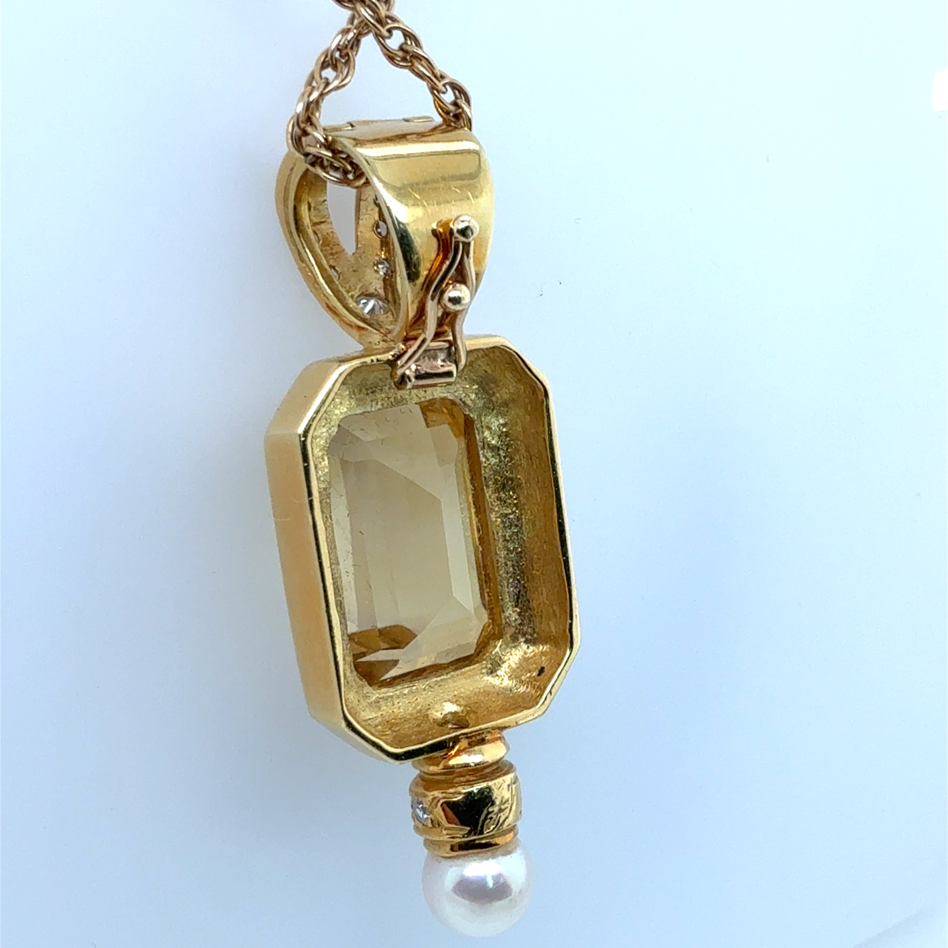Retro Yellow Gold Natural Citrine Quartz & Diamond Statement Pendant Circa 1990