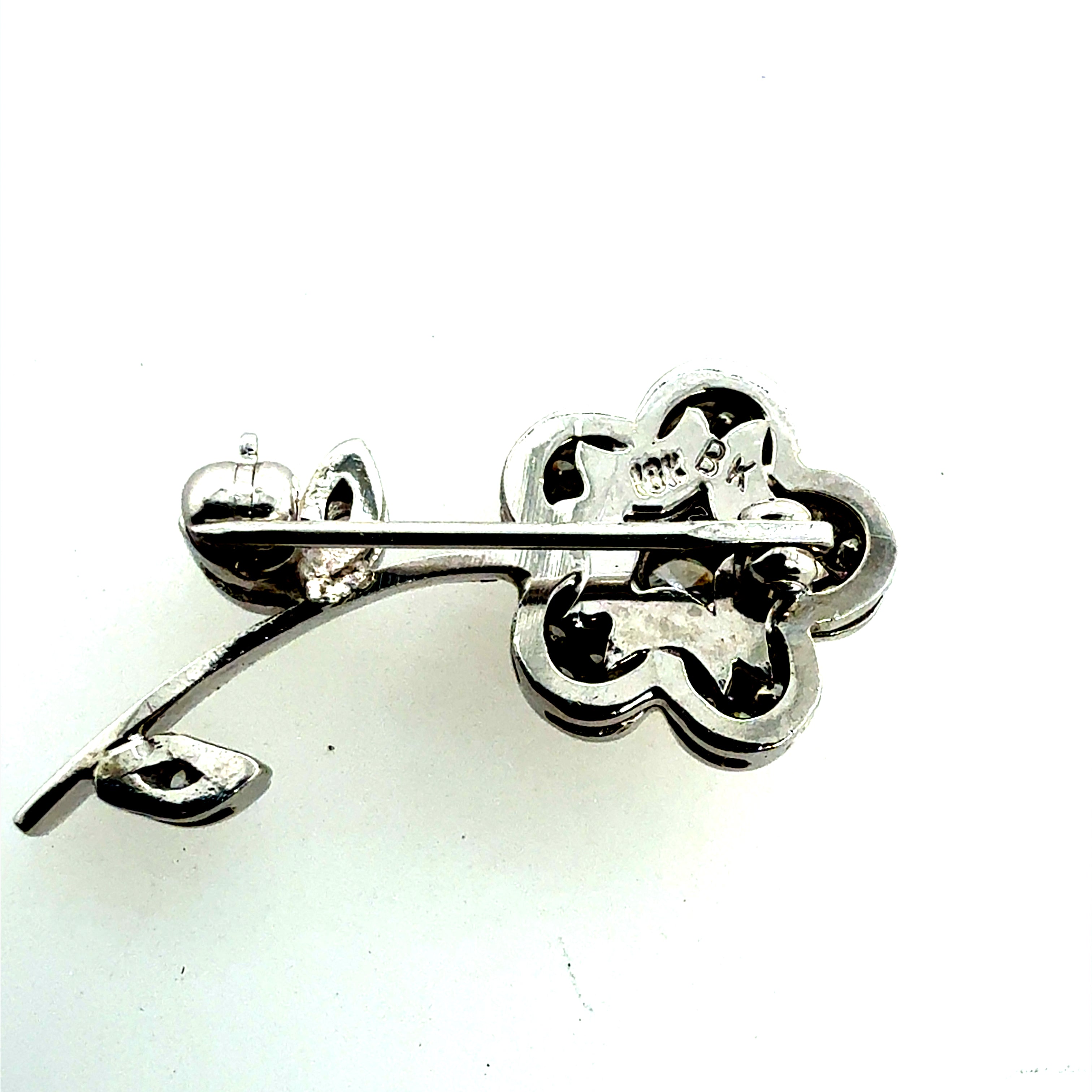 Retro White Gold 0.42 Carat Natural Diamond Flower Brooch Pin Circa 1970