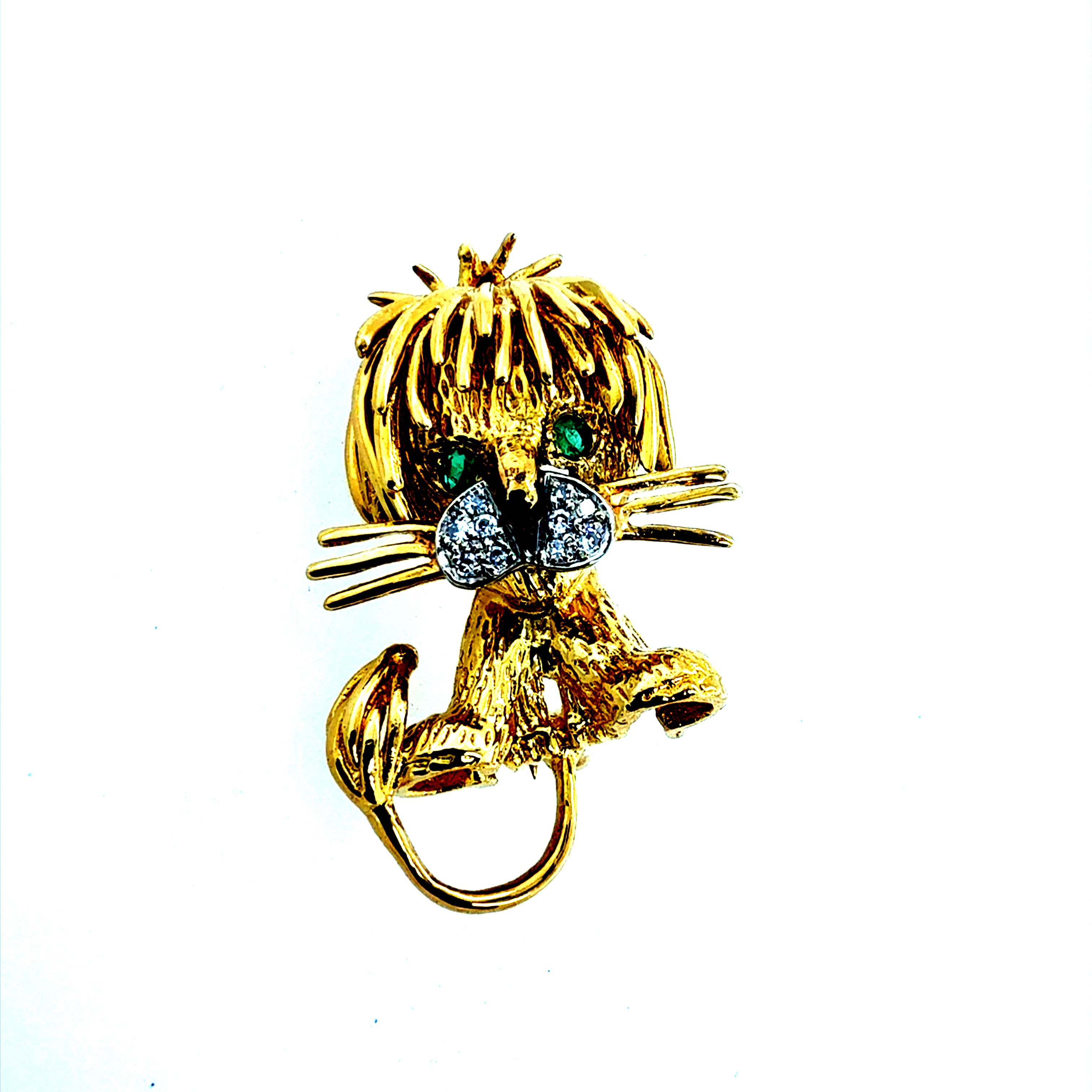 Retro Yellow Gold Diamond & Emerald Cat Pin Brooch Circa 1985