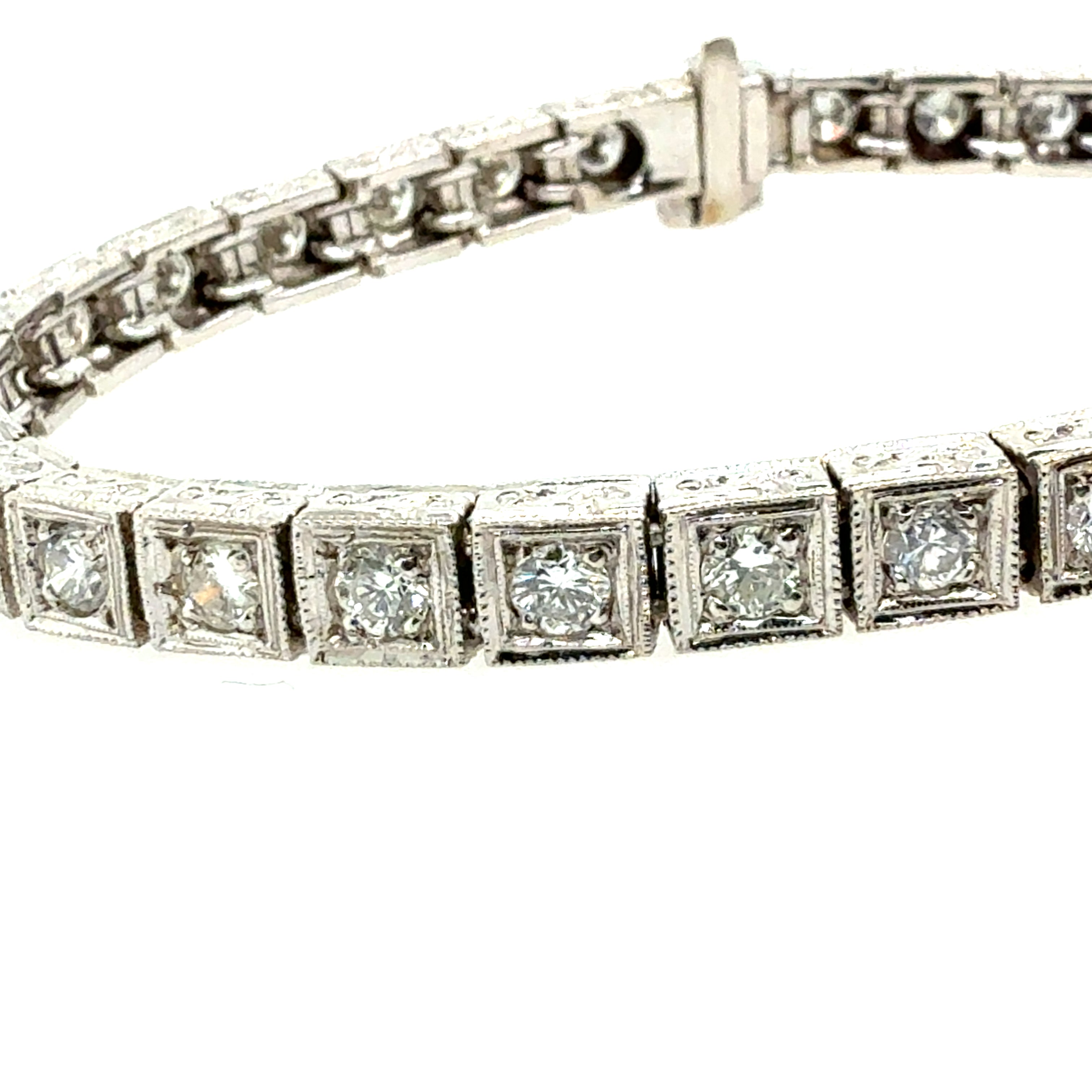 Retro Gold 3.25 Carat Natural Colorless Diamond Engraved Box Bracelet 1990