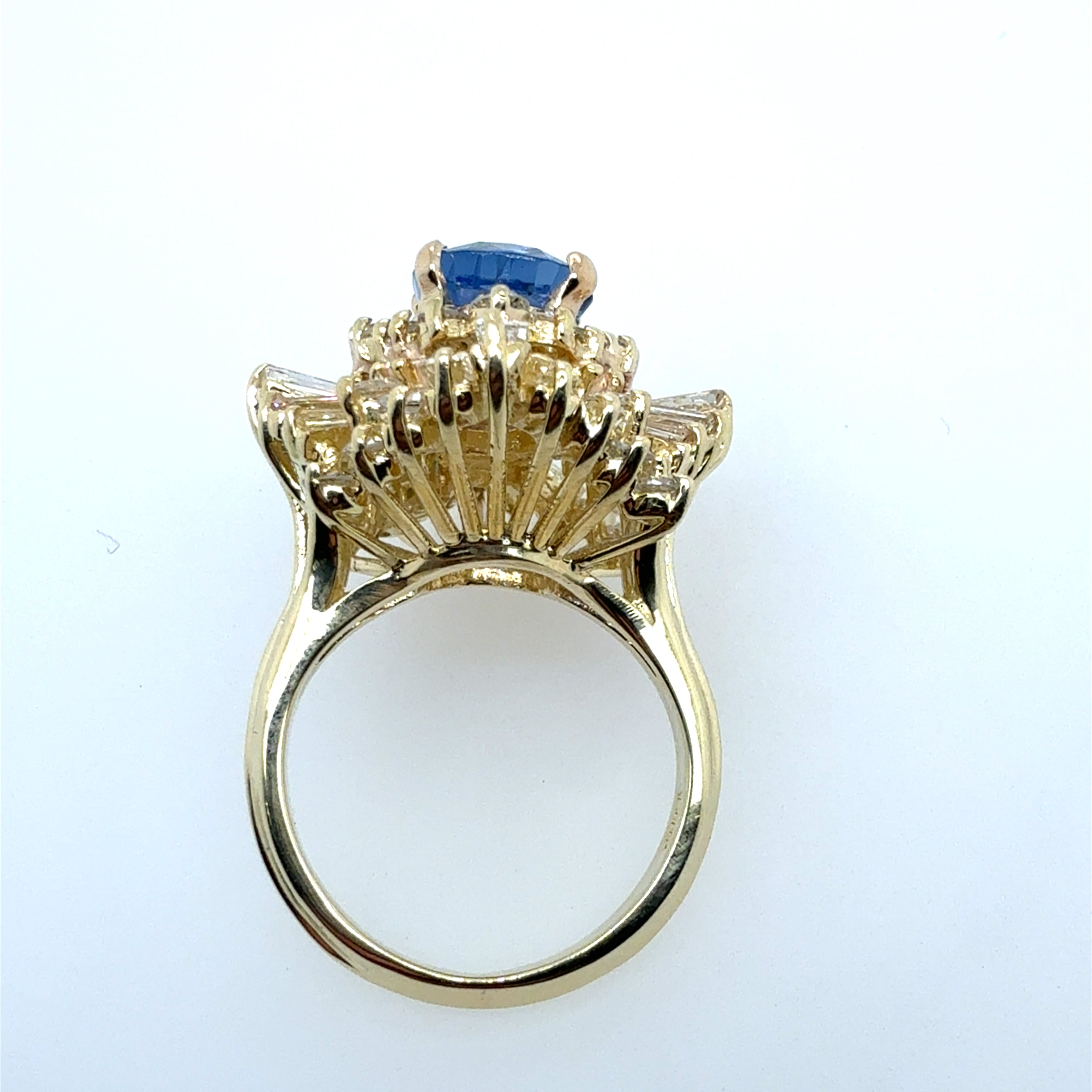 Retro Gold 4.75 Carat Natural Blue Sapphire & Diamond Ballerina Ring Circa 1970