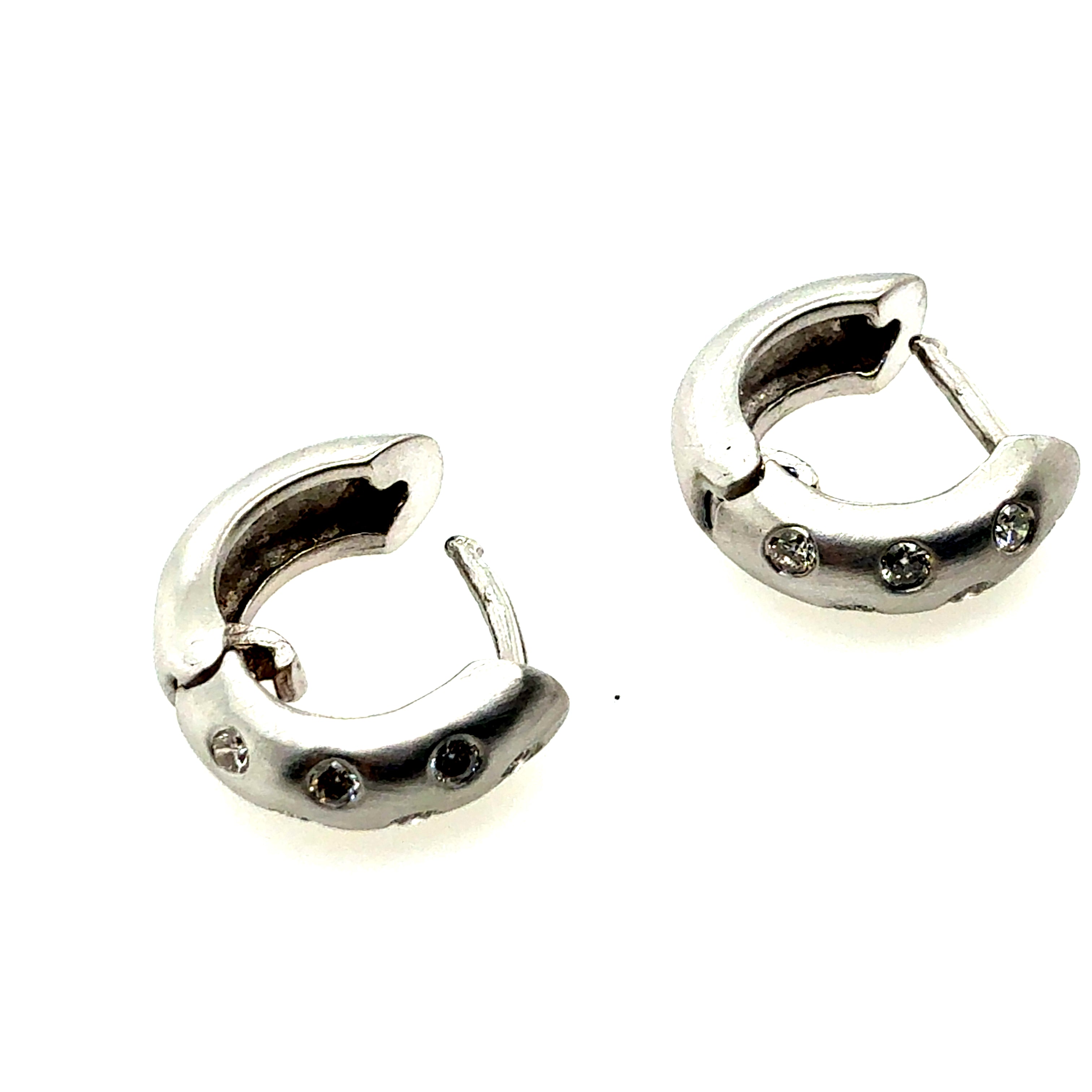 Modern White Gold Satin 0.30 Carat Natural Colorless Diamond Huggie Earrings