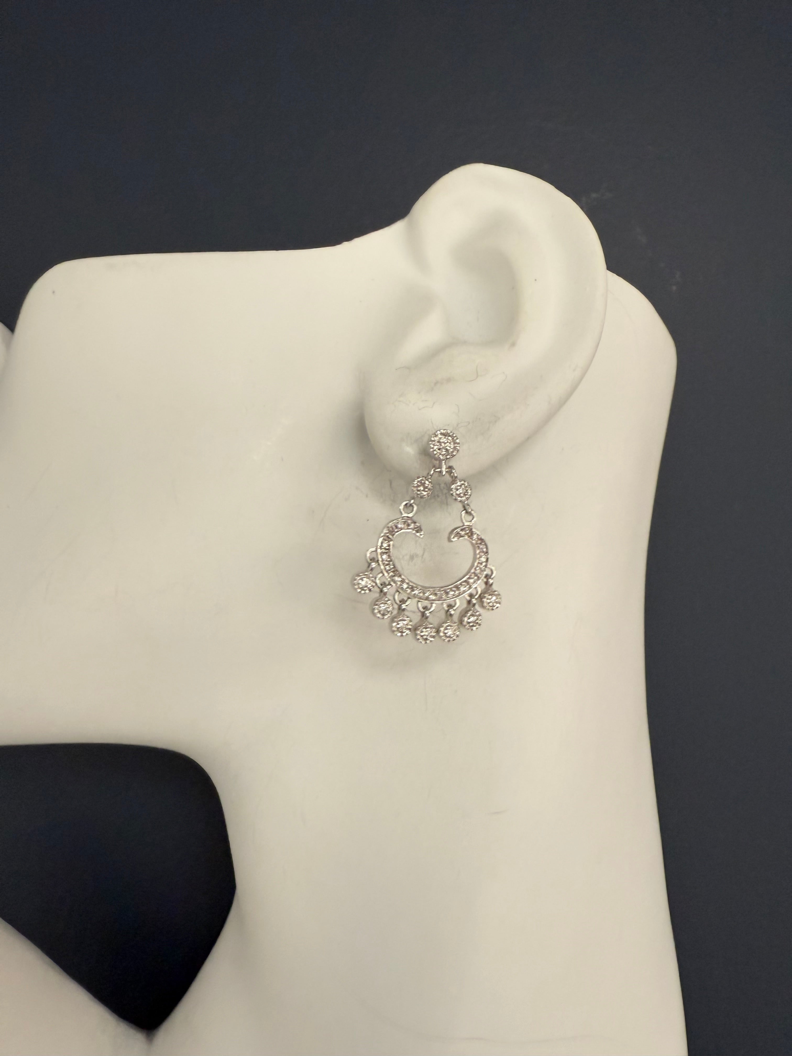 Modern Gold Natural Single Cut Colorless Diamond Drop Earrings 0.45 Carat