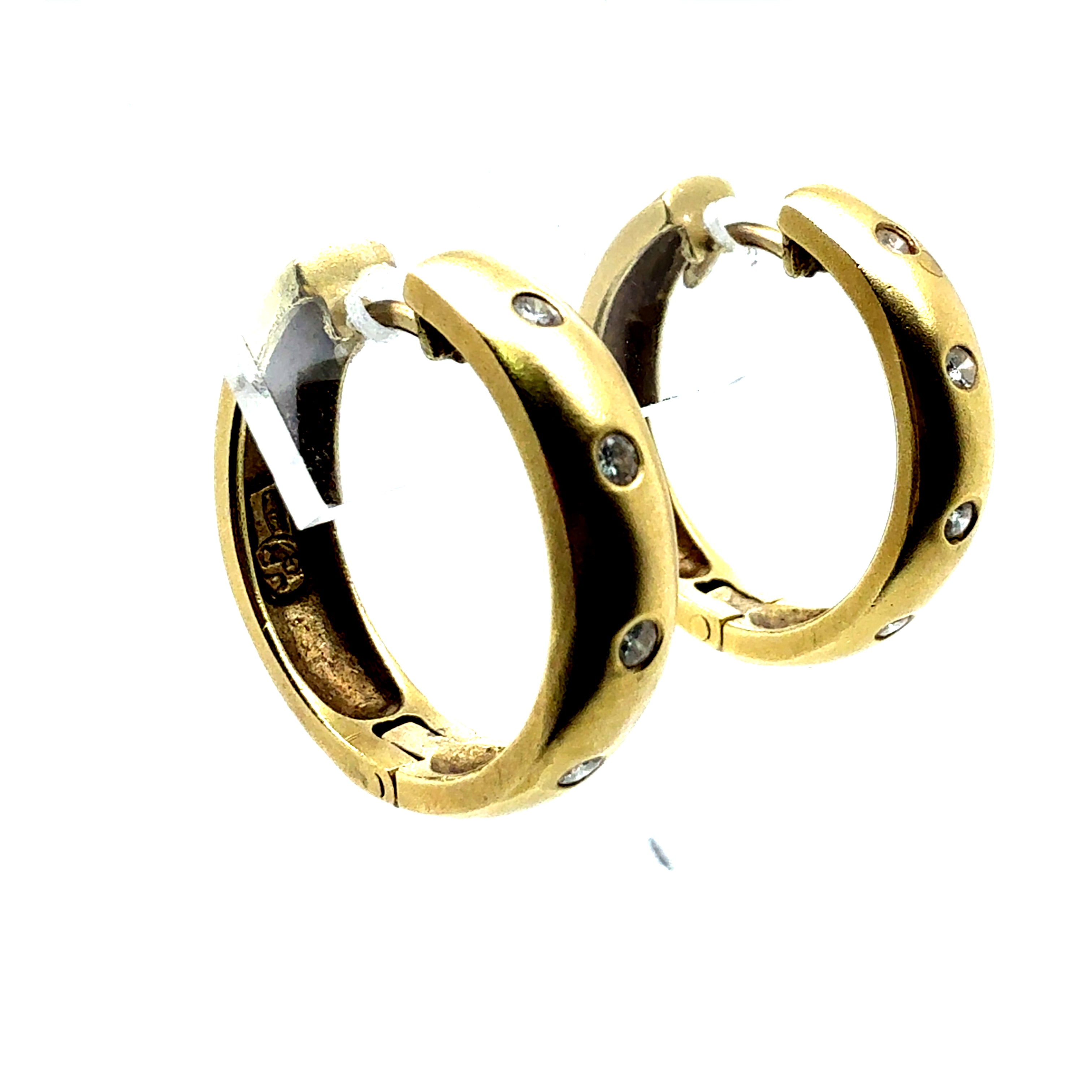 Retro Gold Satin Finish 0.25 Carat Natural Diamond Hoop Earrings
