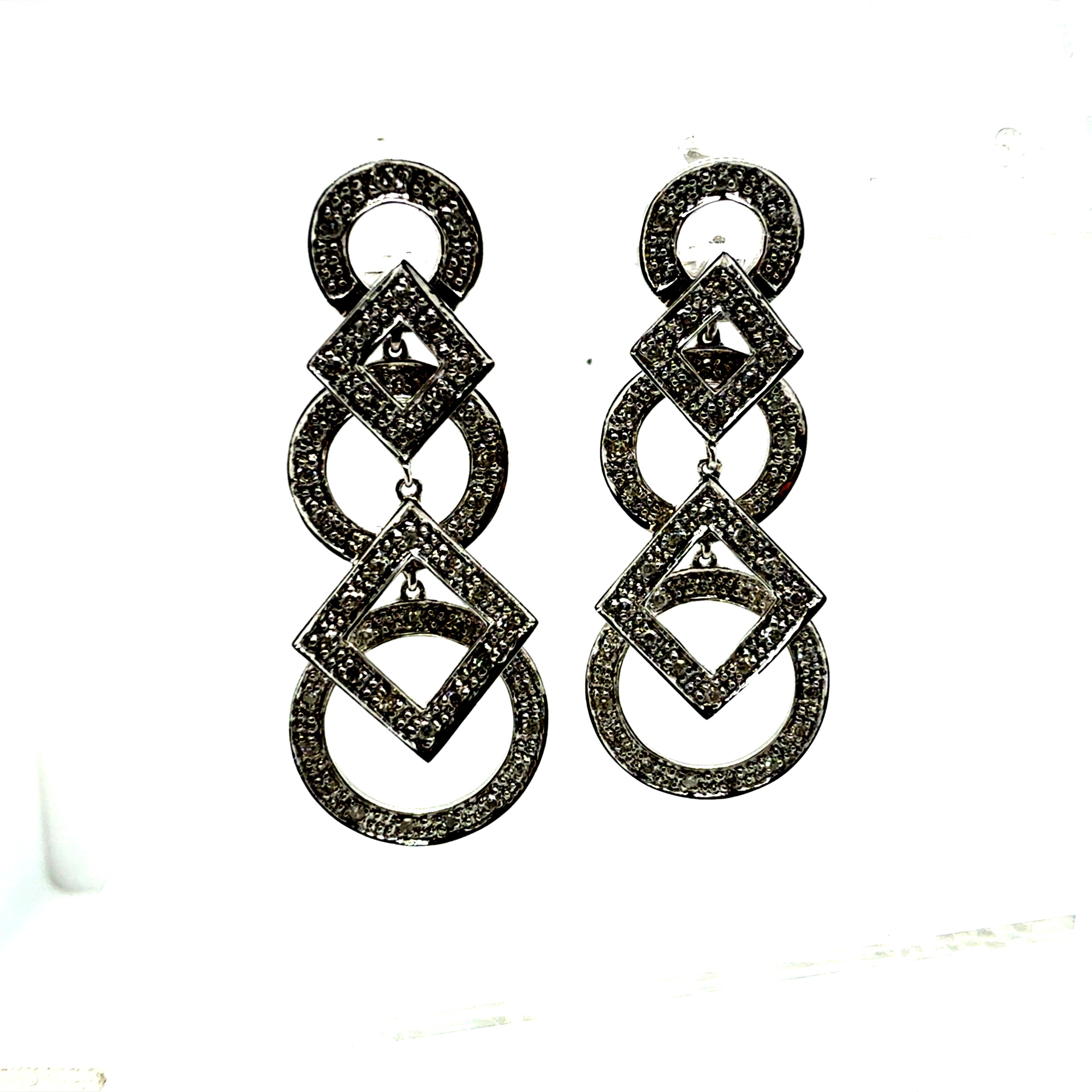 Modern White Gold 0.6 Carat Natural Diamond Fashion Drop Statement Earrings