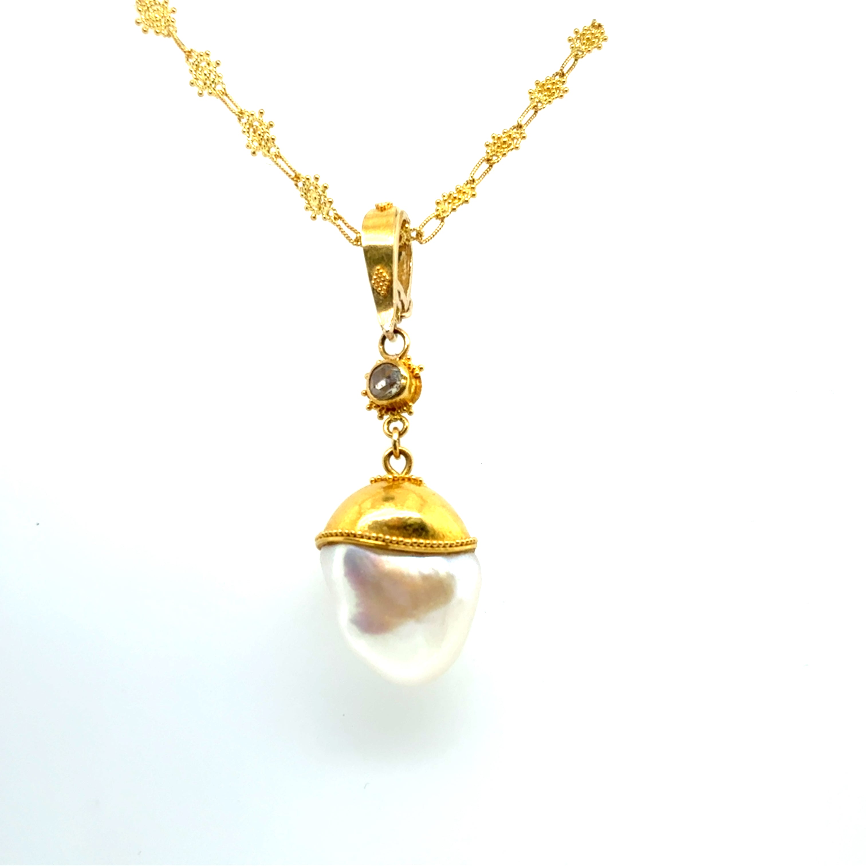 Retro 22K Yellow Gold 15mm Pearl Pendant Toggle Clasp Necklace Circa 1990