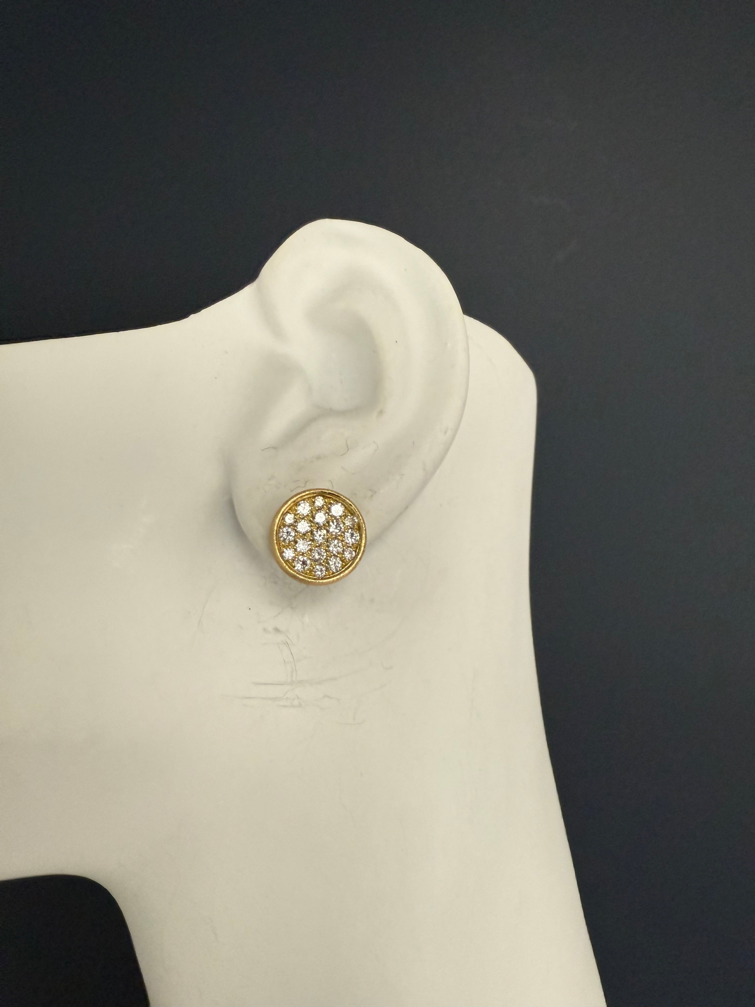 Modern Gold 1.30 Carat Natural Colorless Diamond Half-Inch Round Earrings