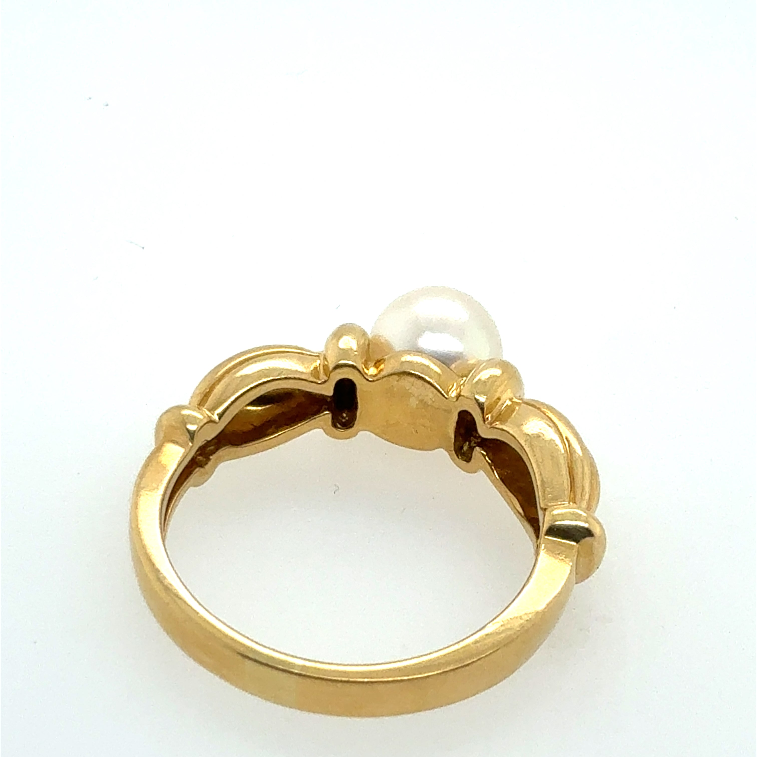 Retro Yellow Gold 7 mm South Sea Cultured Pearl Statement Ring Circa 1980
