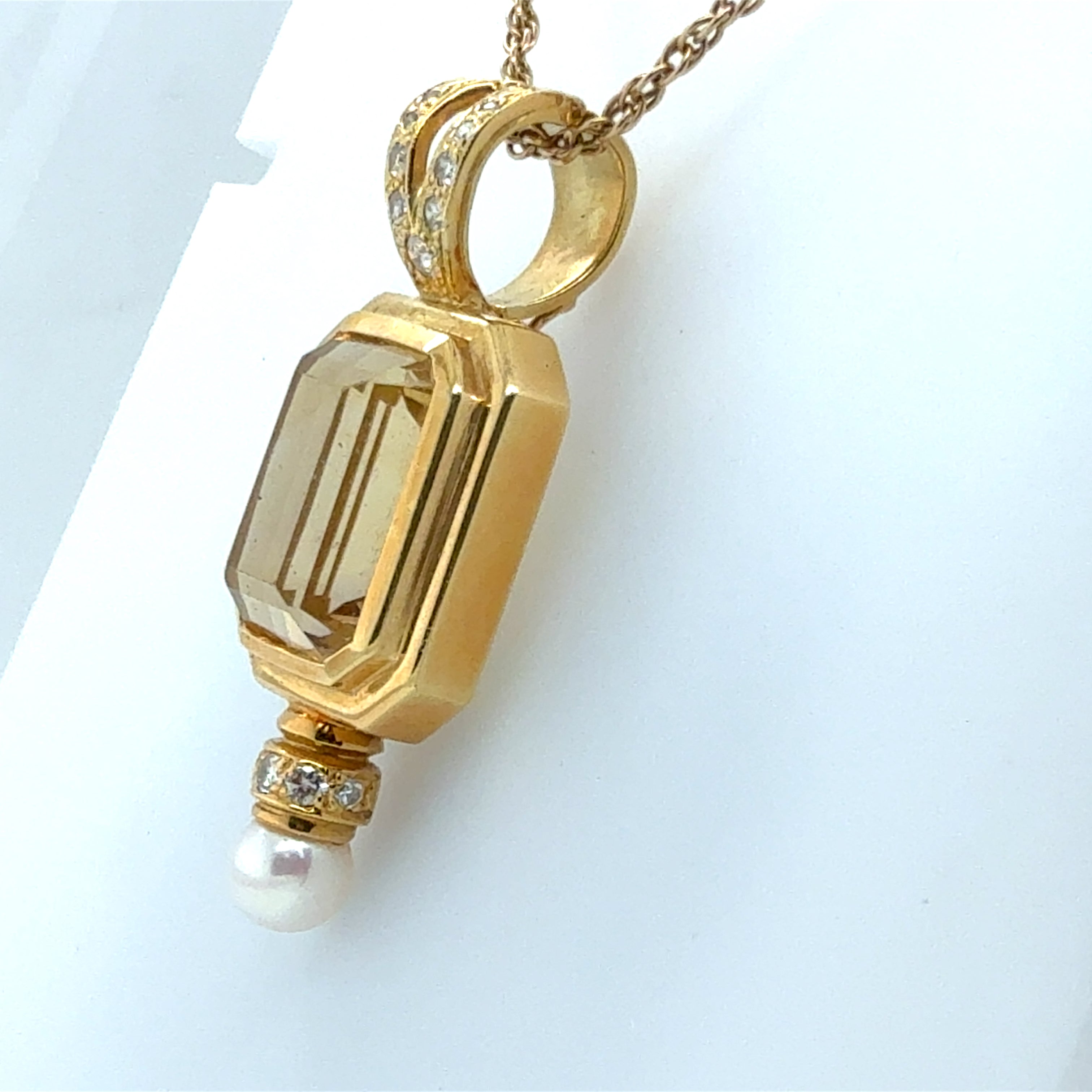 Retro Yellow Gold Natural Citrine Quartz & Diamond Statement Pendant Circa 1990