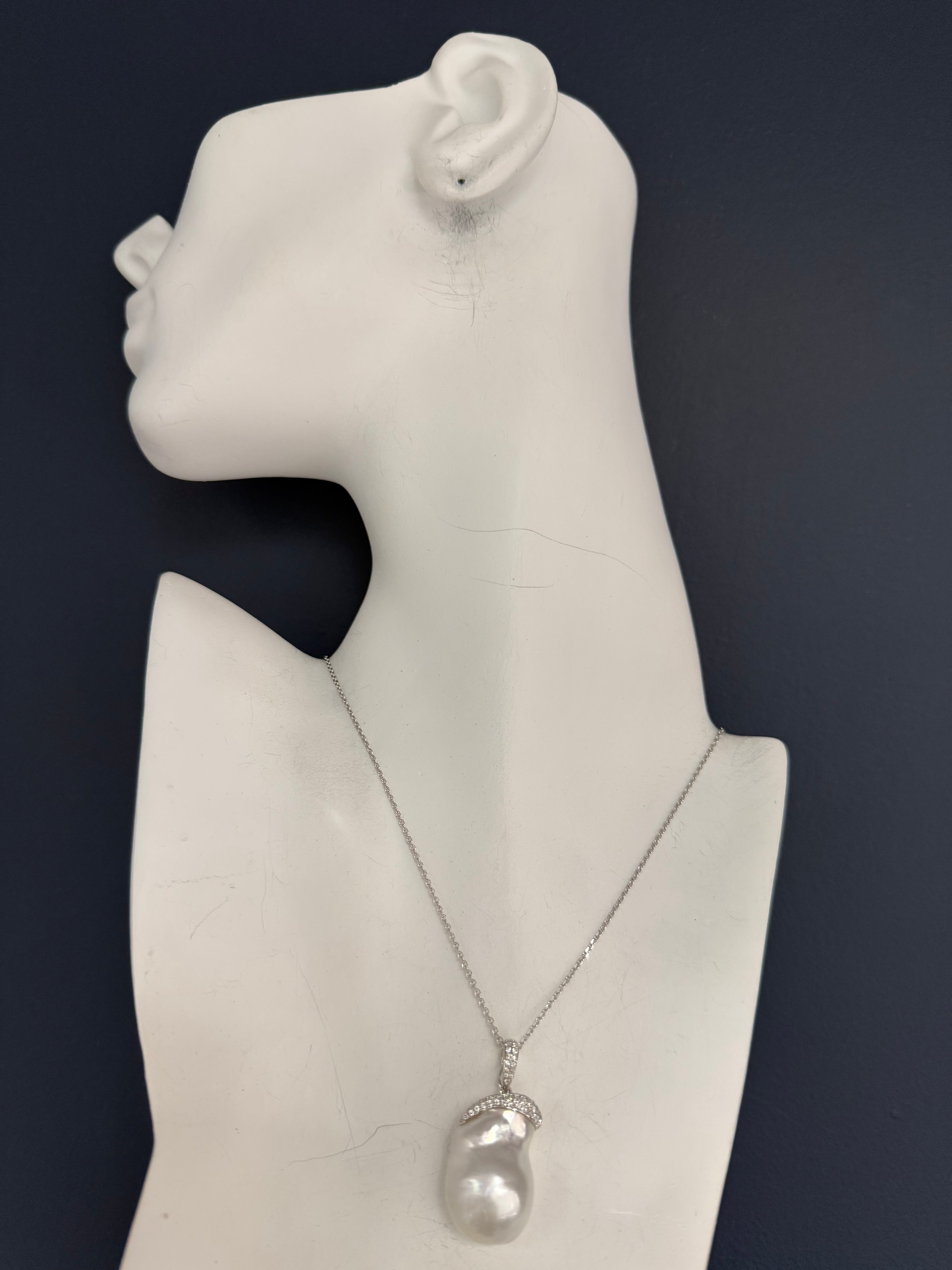 Retro White Gold Natural Australian Baroque South Sea Pearl & Diamond Pendant