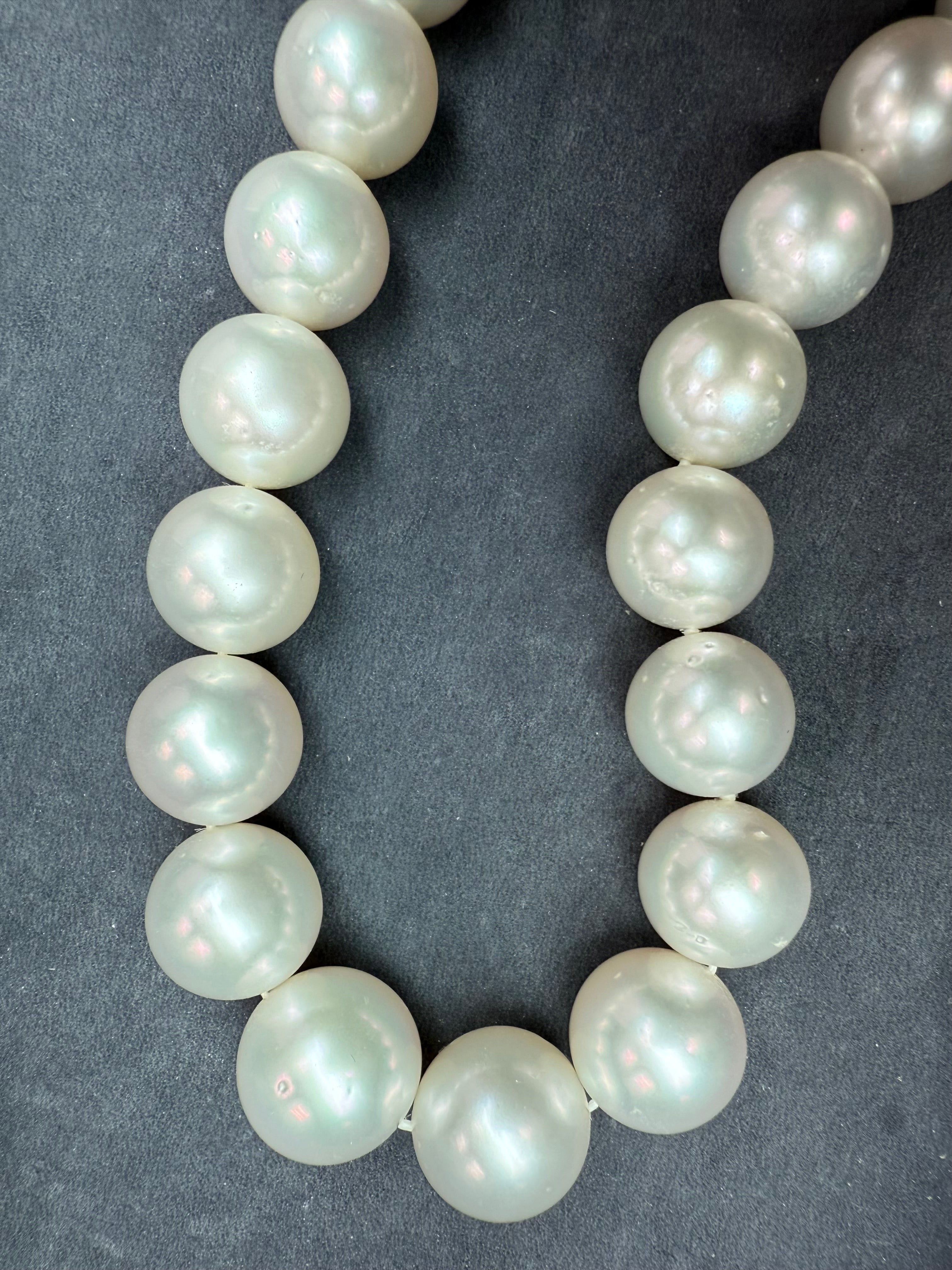 Modern Gold Australian South Sea Pearl (12.5–15.5mm) Necklace & Diamond Clasp