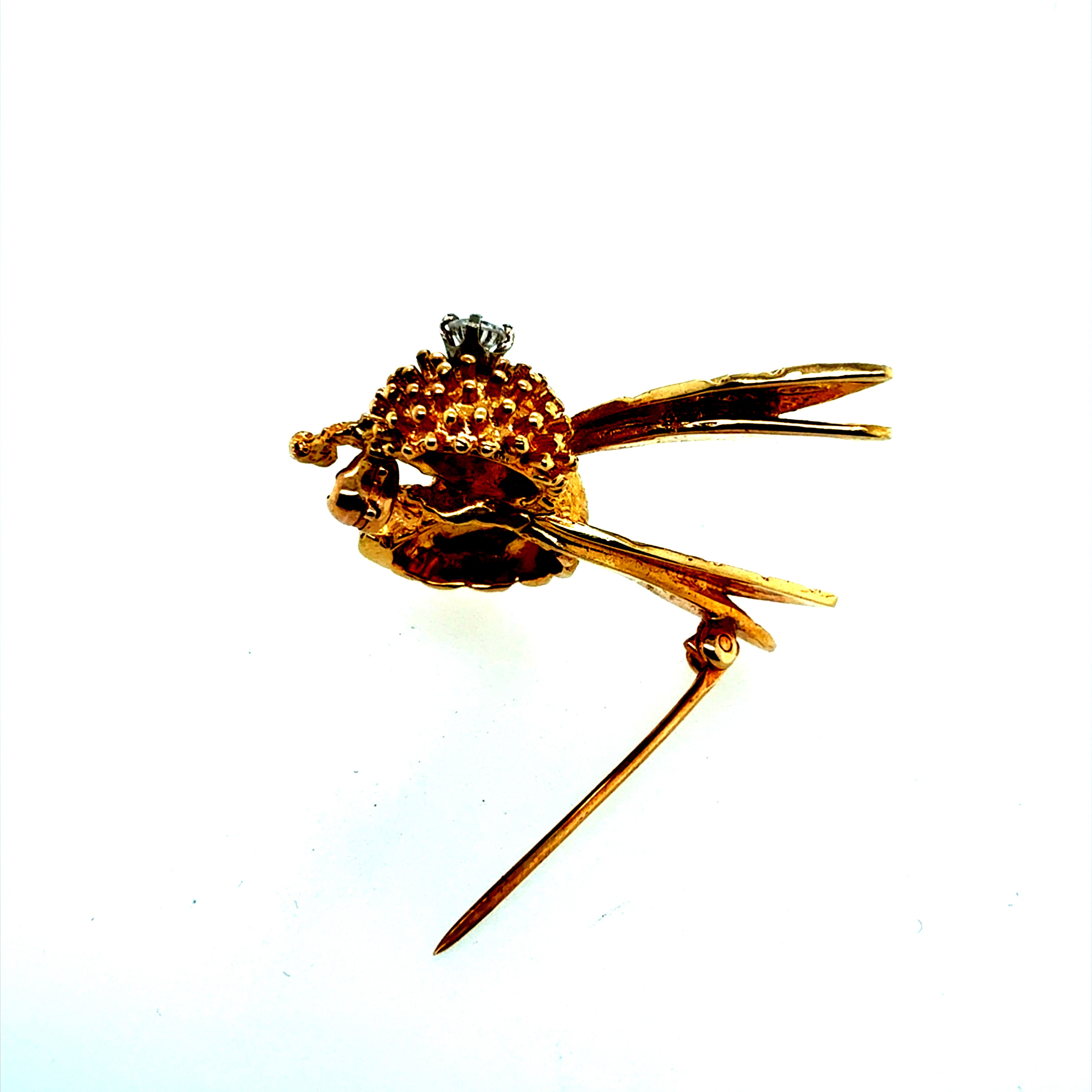 Retro Yellow Gold 0.13 Carat Natural Diamond Bee Brooch Pin Circa 1985
