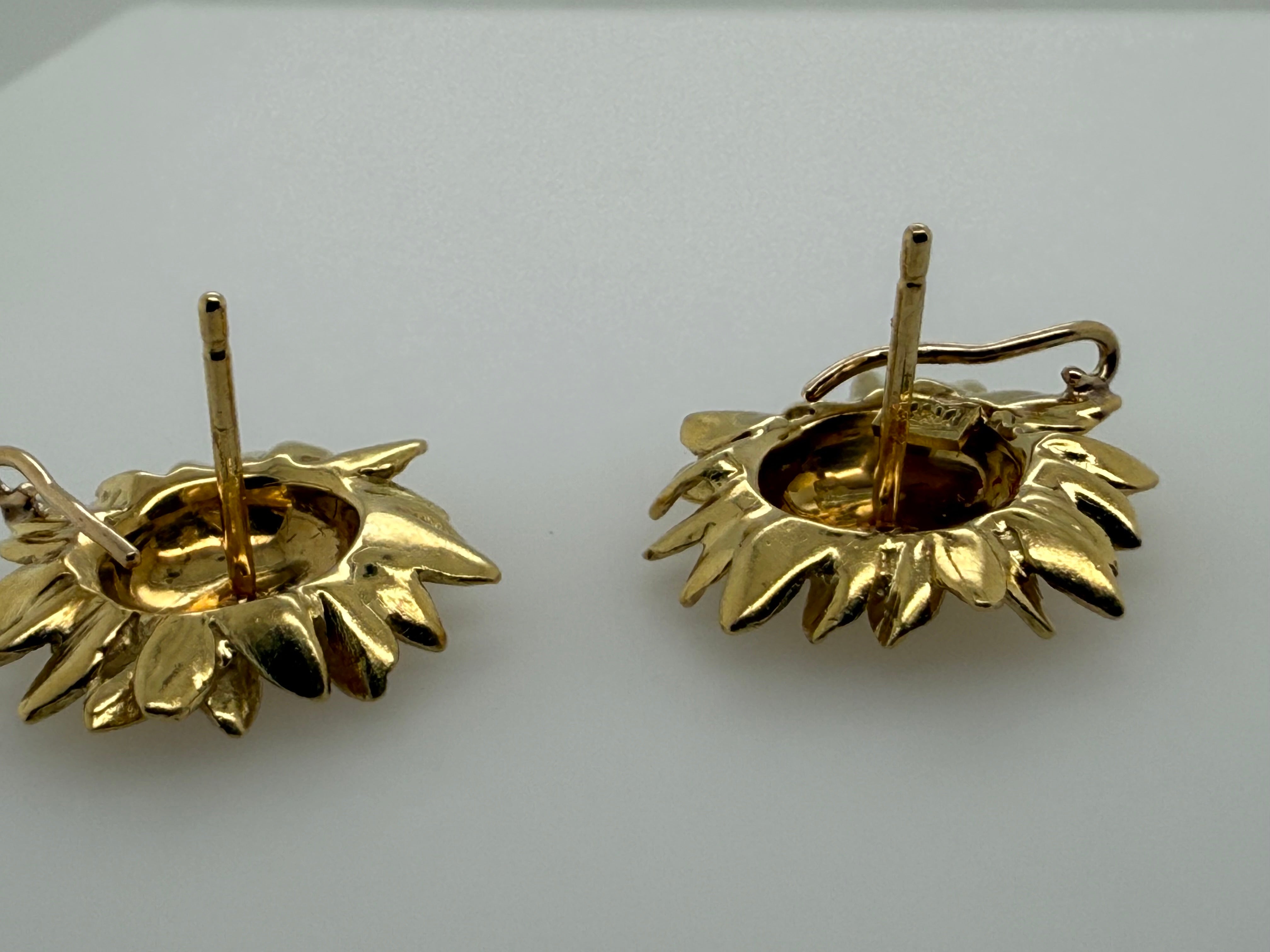Retro Yellow Gold Sunflower Stud Statement Earrings Circa 1980