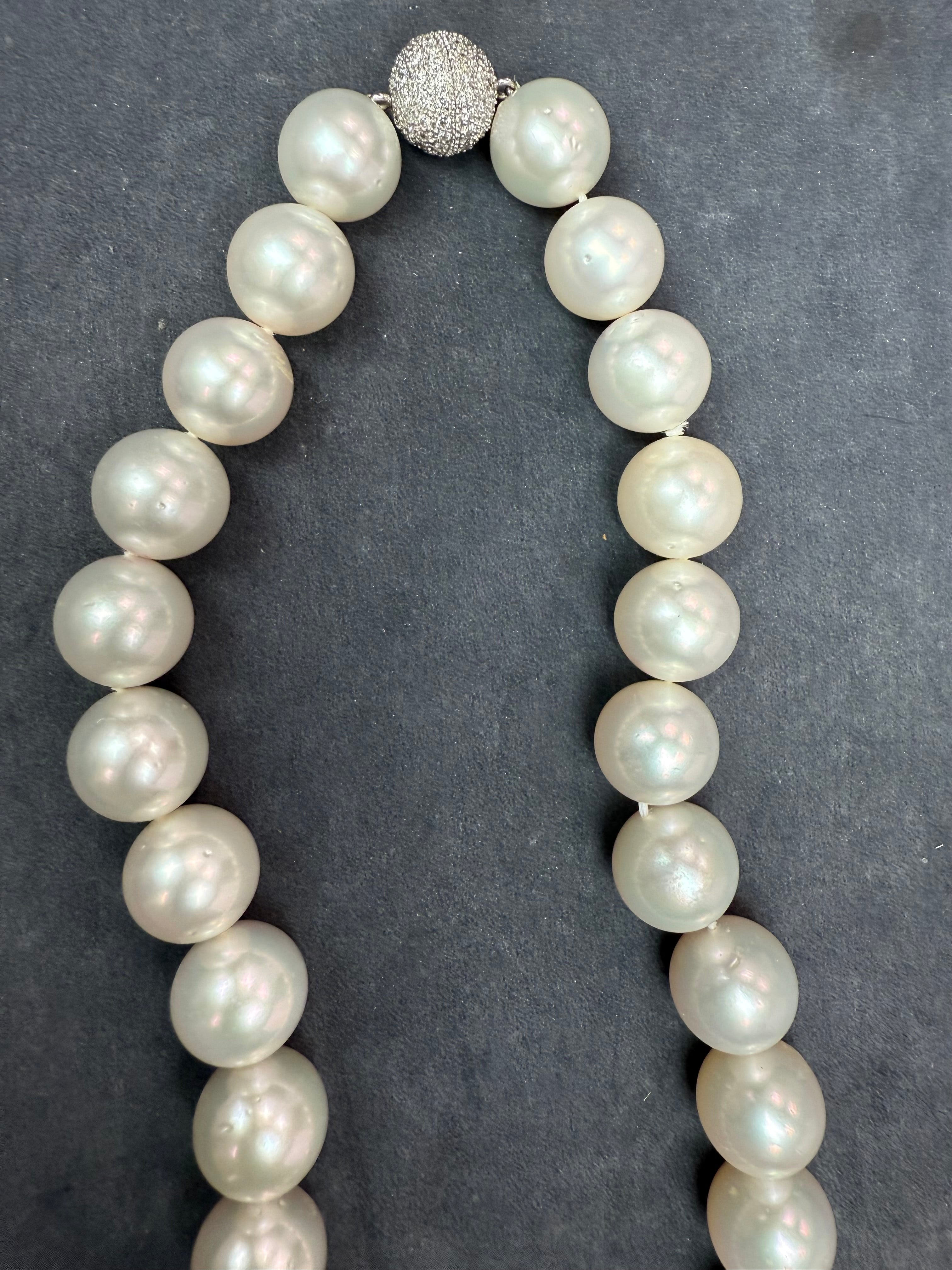 Modern Gold Australian South Sea Pearl (12.5–15.5mm) Necklace & Diamond Clasp