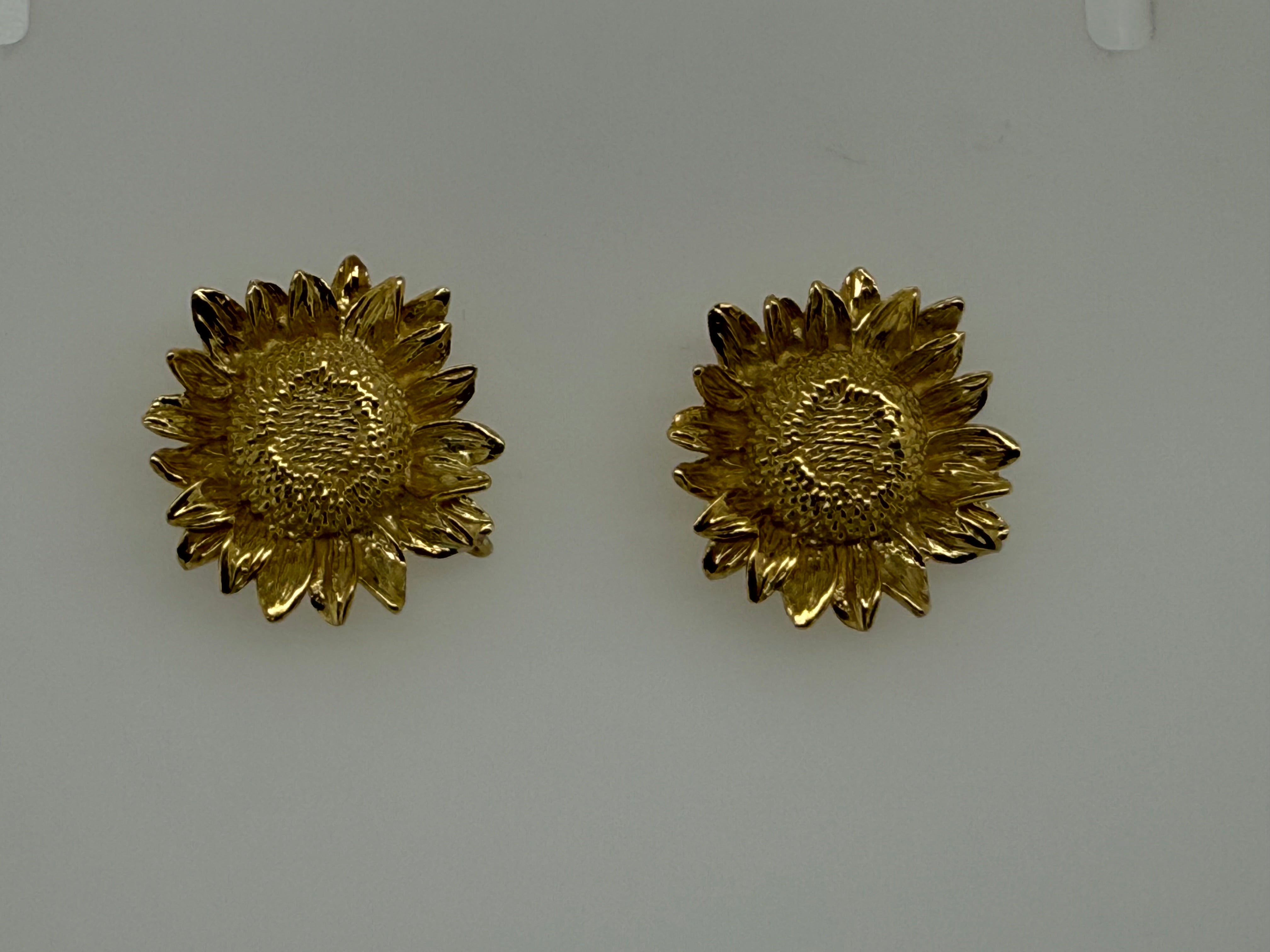 Retro Yellow Gold Sunflower Stud Statement Earrings Circa 1980
