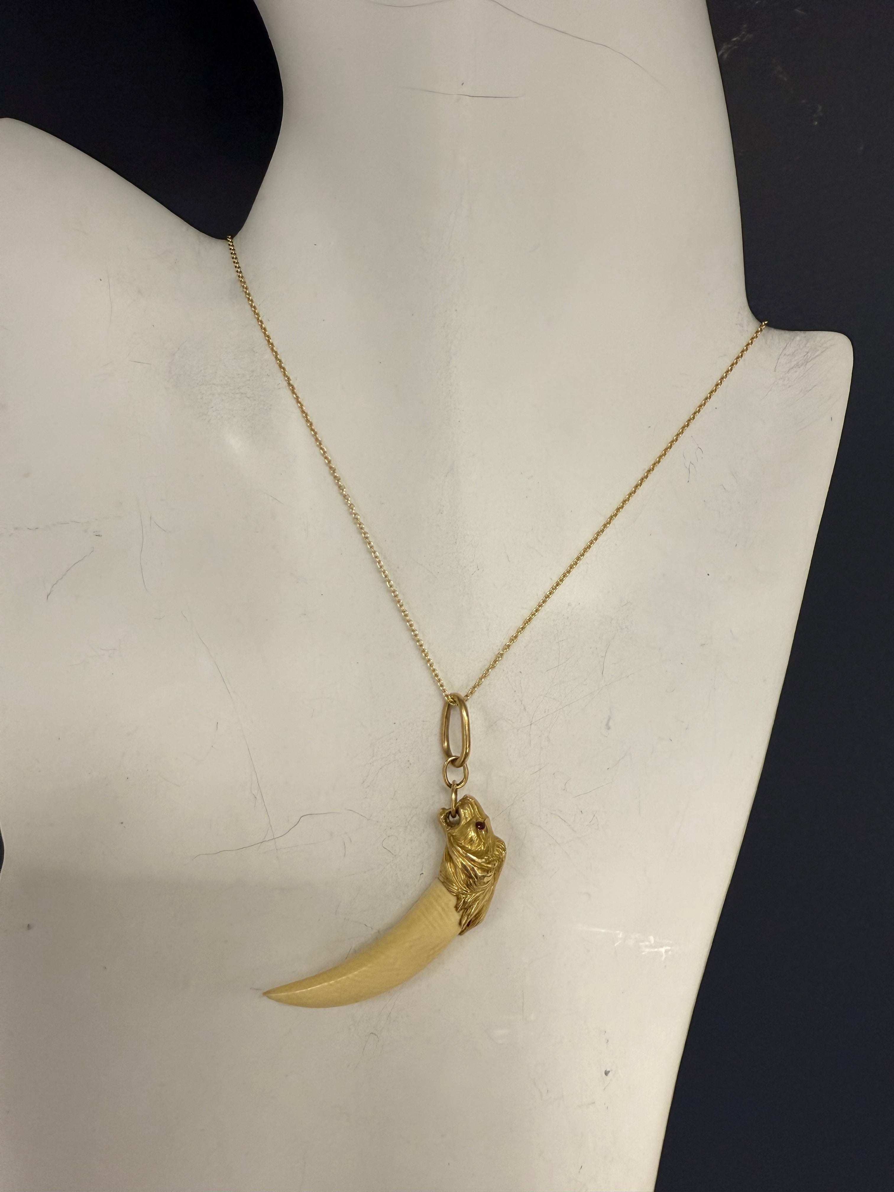 Retro 18K Yellow Gold Lion Head Bone Pendant Made In France