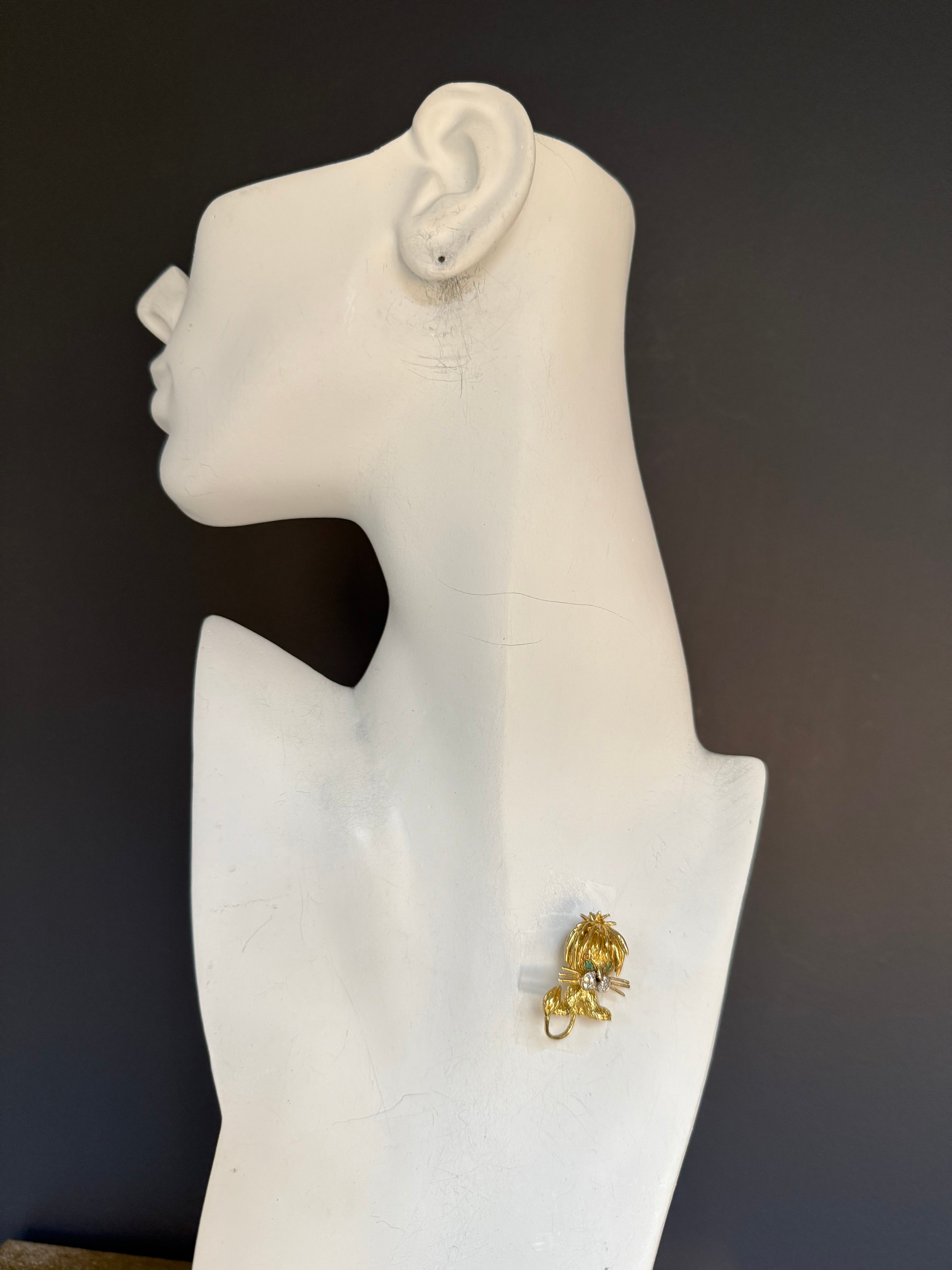 Retro Yellow Gold Diamond & Emerald Cat Pin Brooch Circa 1985