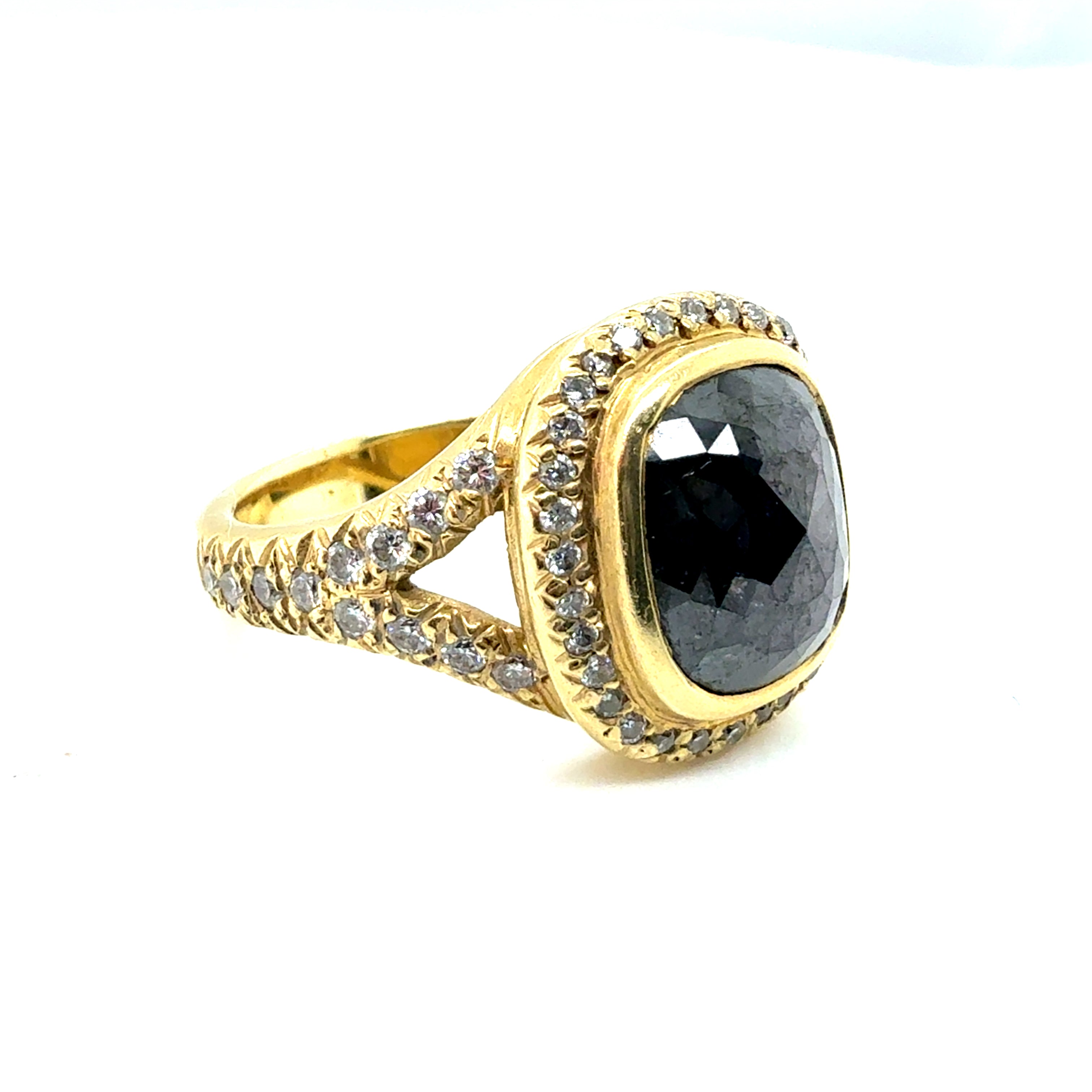Modern Gold 2.50 Total Carat Natural Diamond & Rose Cut Statement Ring