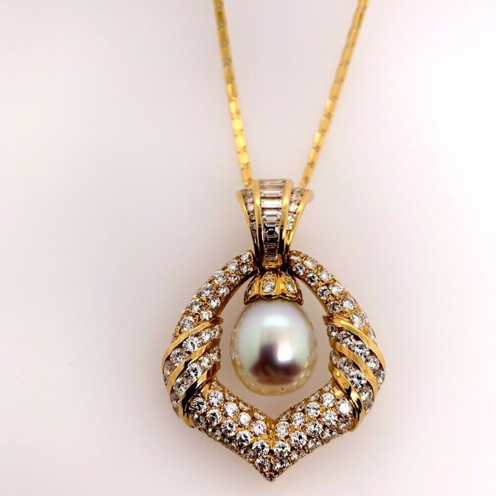 Retro Gold Necklace 7.5 Carat Natural Round Colorless Diamond & Pearl Circa 1950