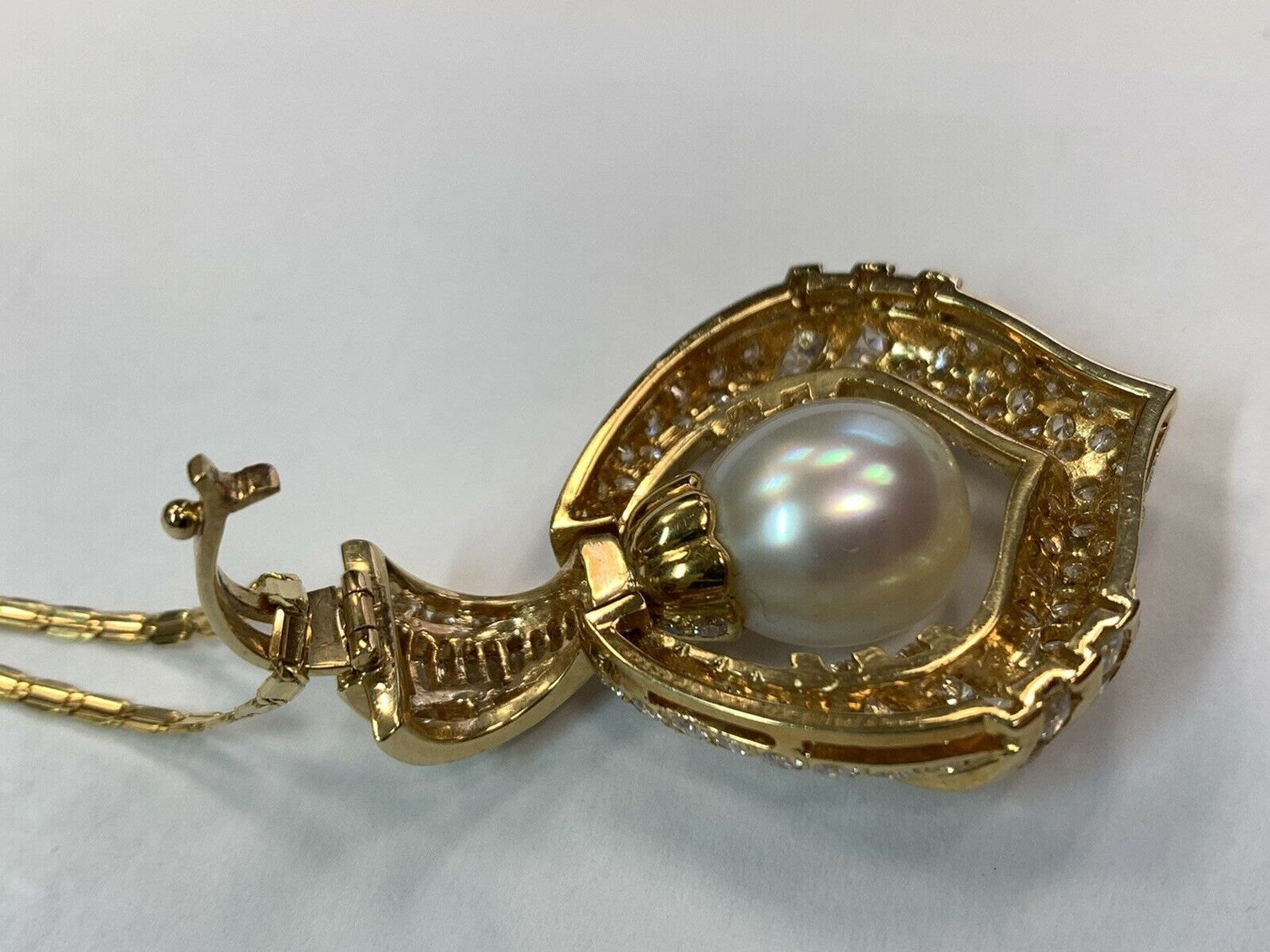 Retro Gold Necklace 7.5 Carat Natural Round Colorless Diamond & Pearl Circa 1950
