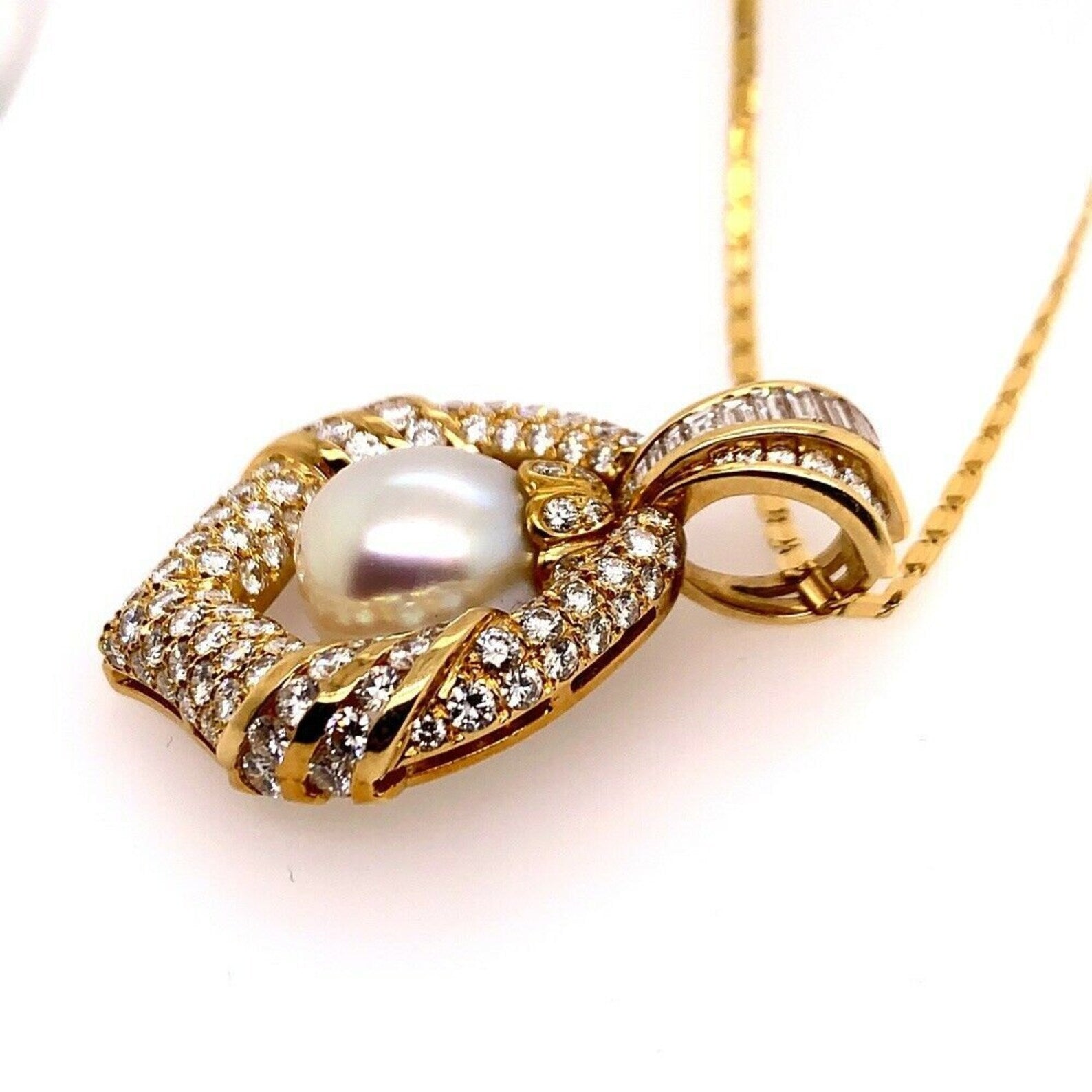 Retro Gold Necklace 7.5 Carat Natural Round Colorless Diamond & Pearl Circa 1950