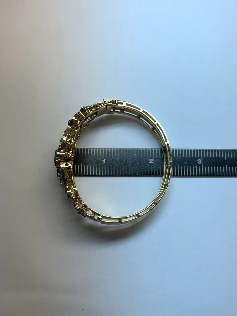 3.70 Carat Retro Gold Bangle Natural Green Emerald Gemstone & Diamond Circa 1970