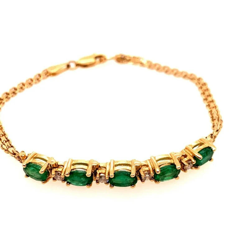 Modern Gold Bracelet 2.50 Carat Natural Oval Emerald & Diamond Gem Circa 1980