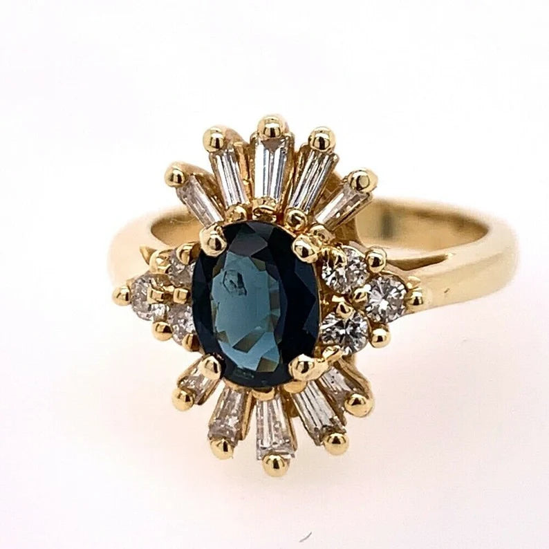 1.53 Carat Retro Gold Ring Natural Oval Deep Blue Sapphire & Diamond Circa 1980