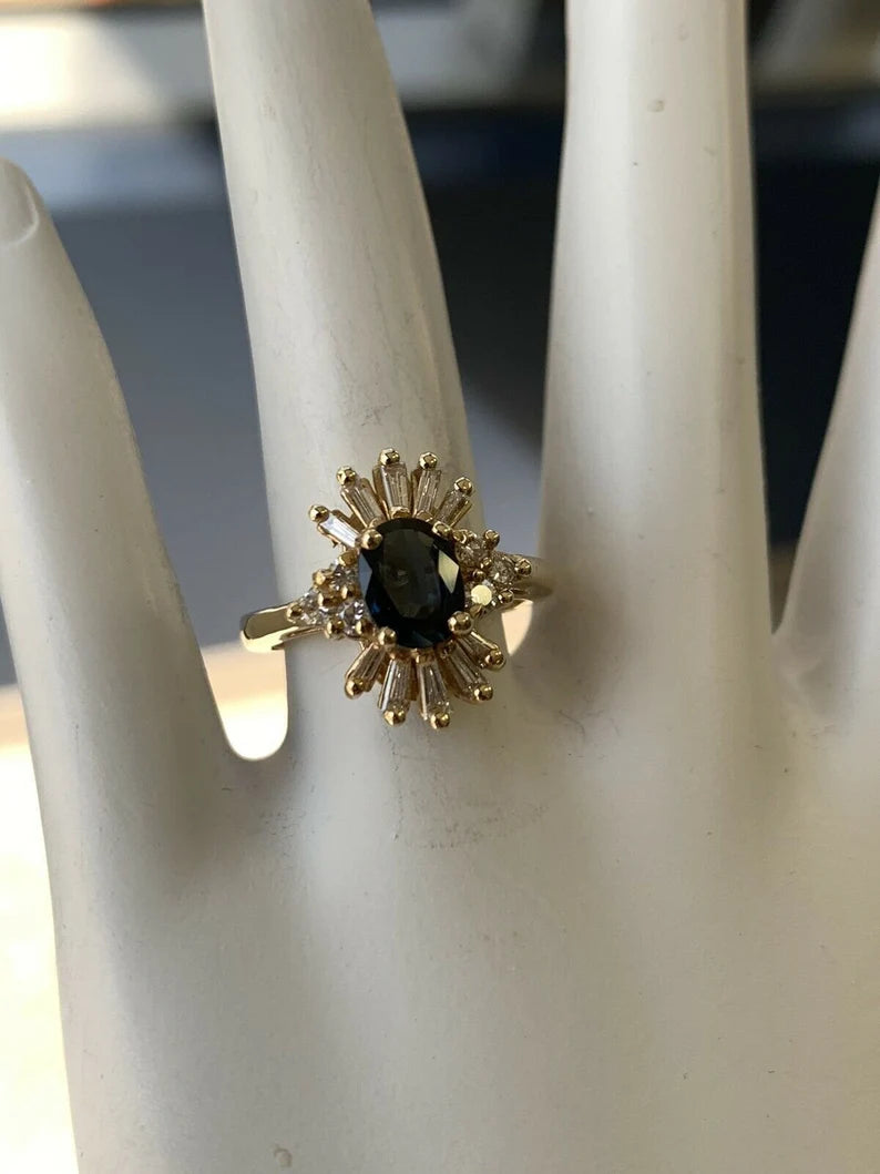 1.53 Carat Retro Gold Ring Natural Oval Deep Blue Sapphire & Diamond Circa 1980