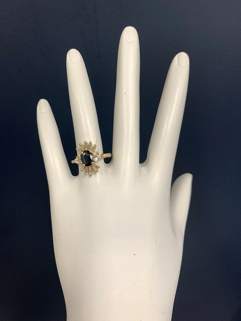 1.53 Carat Retro Gold Ring Natural Oval Deep Blue Sapphire & Diamond Circa 1980