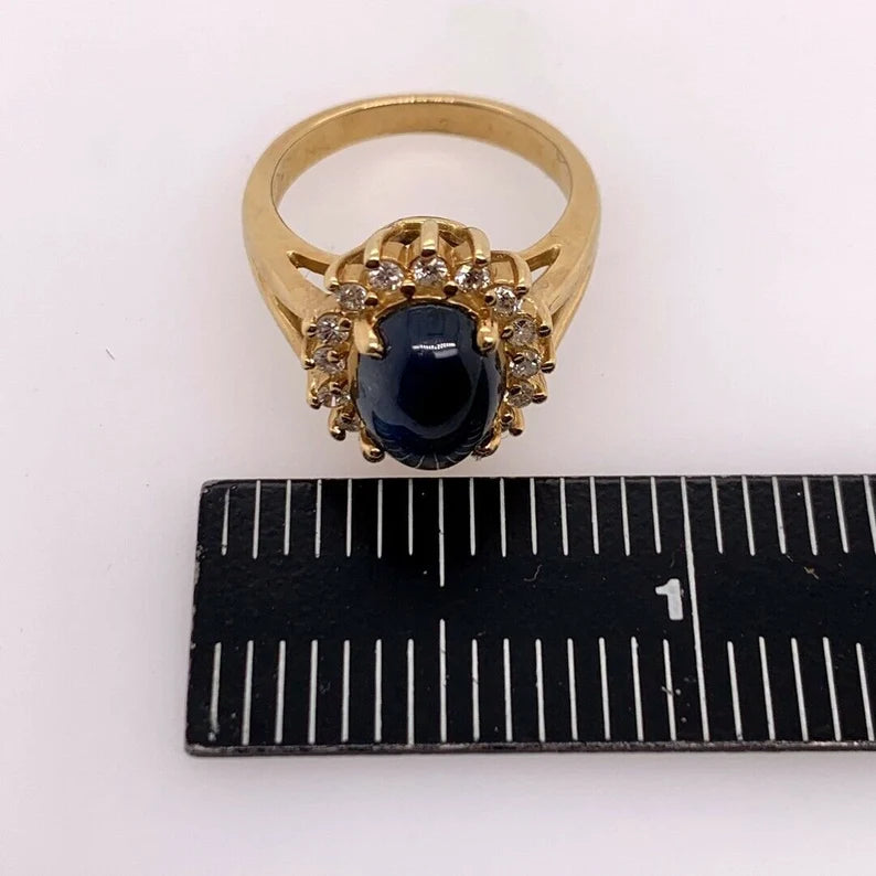 Retro Gold Cocktail Ring 4.50 Carat Natural Blue Sapphire & Diamond Circa 1960