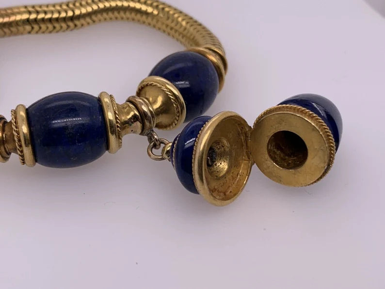 Retro Gold 22k Bracelet Natural Rare Lapis Lazuli Carving Circa 1940