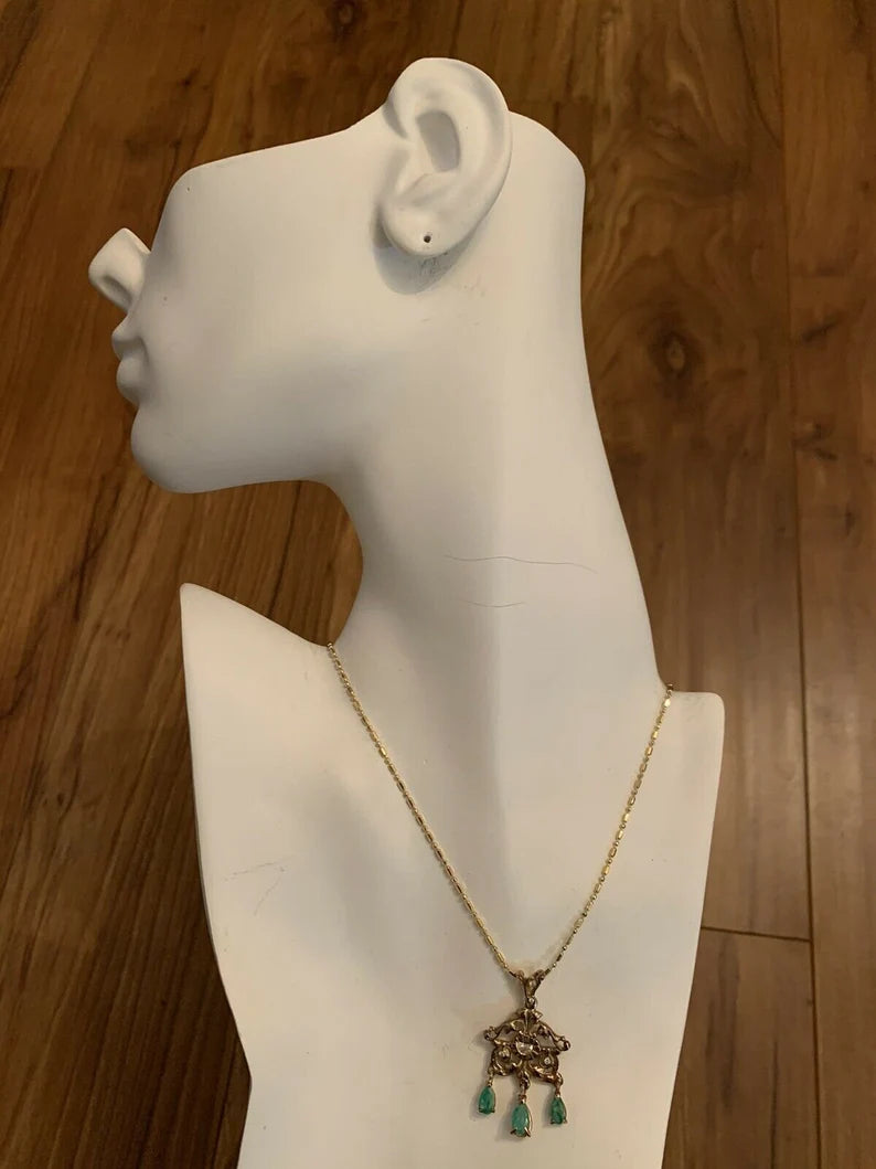 Retro Gold Pendant 1.80 Carat Natural Diamond & Emerald Gem Stone Circa 1960