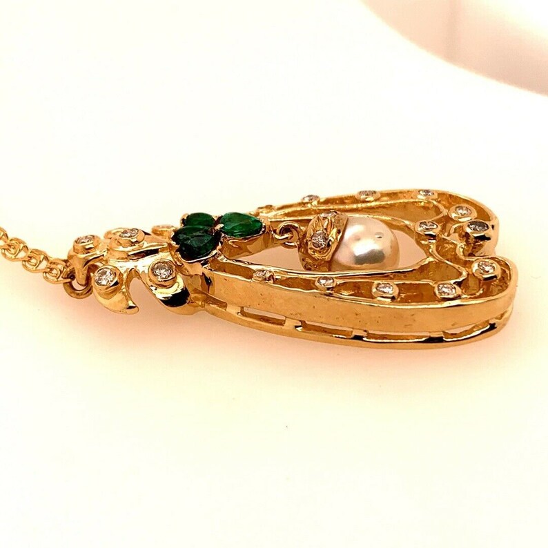 Retro Gold Pendant 1.75 Carat Natural Colombian Emerald Gem & Diamond Circa 1960