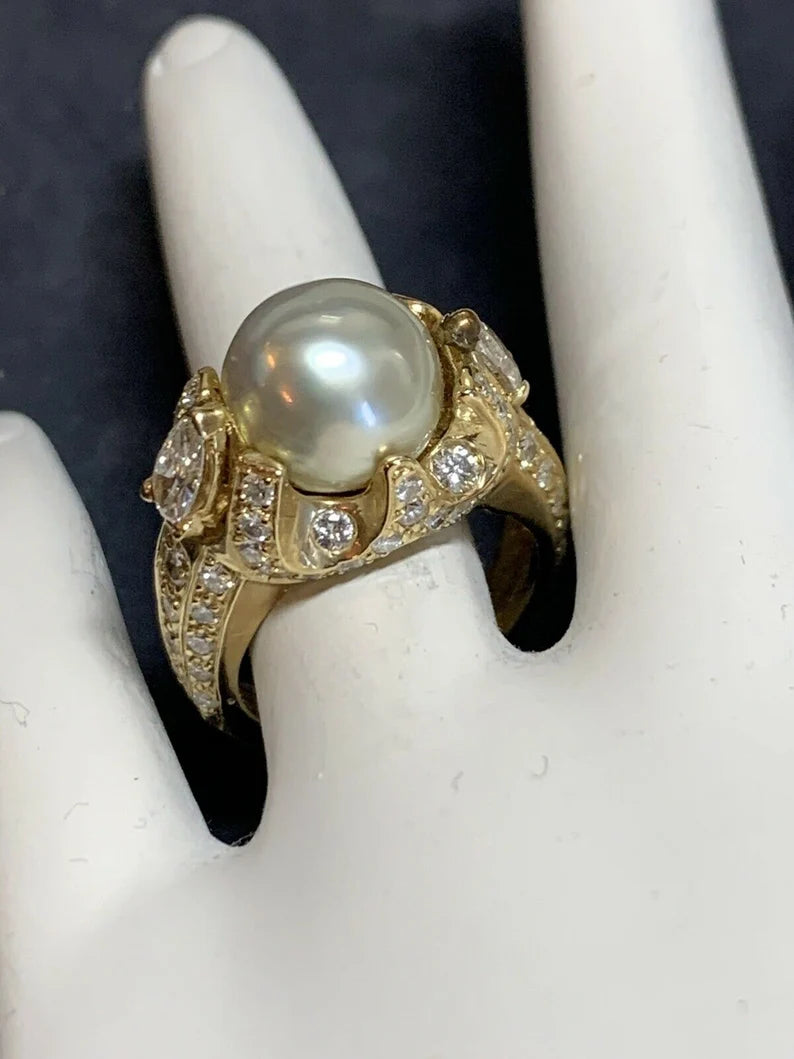 Retro Gold 3 Carat Cocktail Ring Natural Diamonds & 10.5mm Pearl Gem Circa 1960