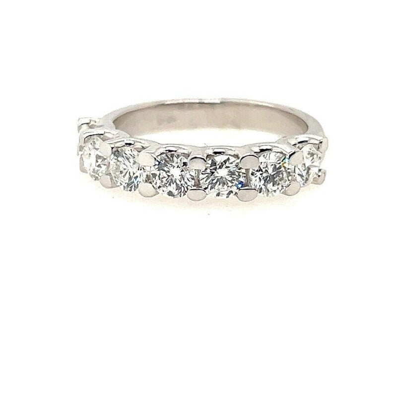 Modern 1.35 Carat Gold 7 Colorless Natural Round Brilliant Diamond Cocktail Band