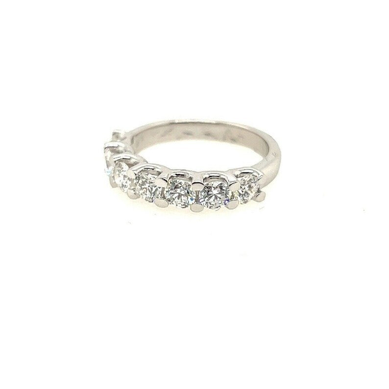Modern 1.35 Carat Gold 7 Colorless Natural Round Brilliant Diamond Cocktail Band
