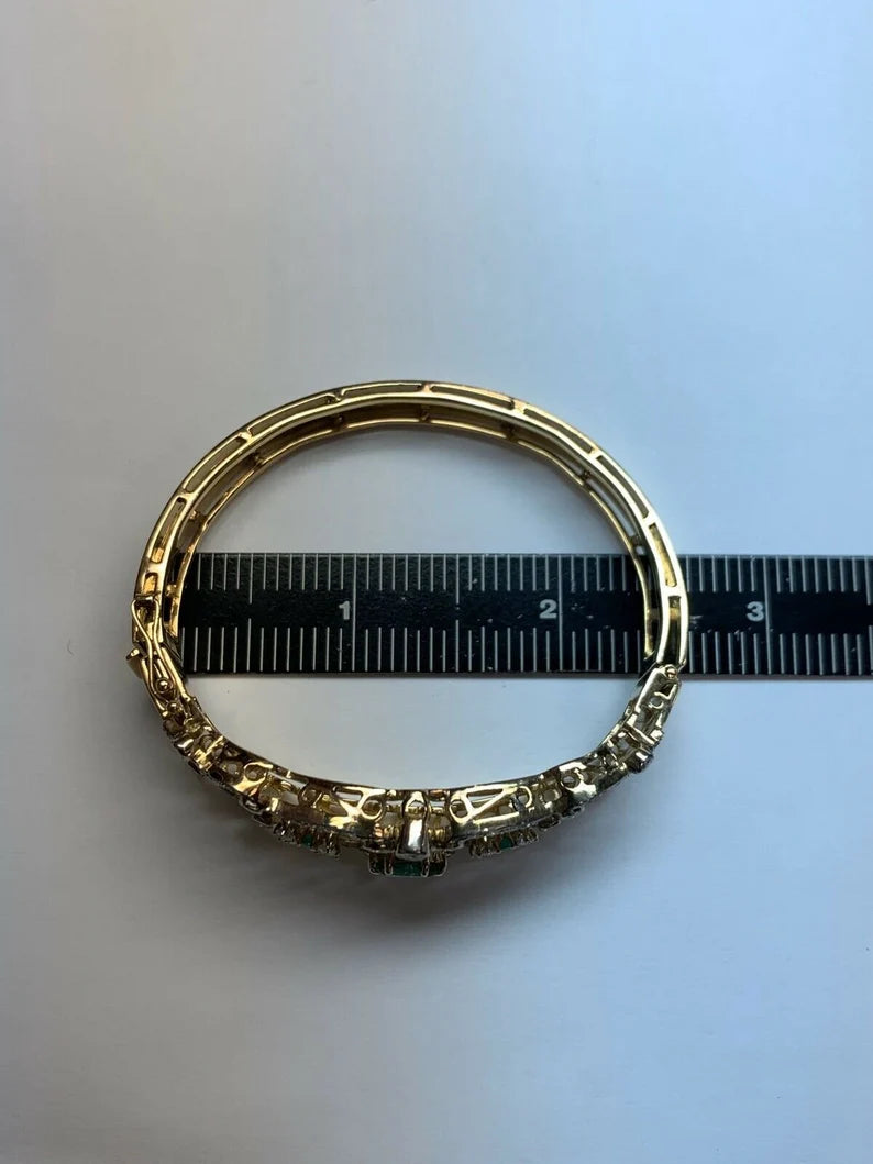 3.70 Carat Retro Gold Bangle Natural Green Emerald Gemstone & Diamond Circa 1970