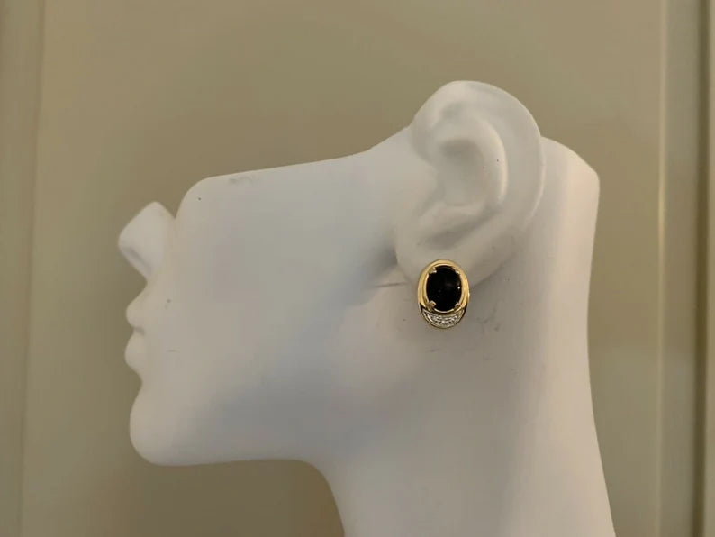 Retro Gold 4.5 Gram Natural Oval Onyx & Diamond Earrings Circa 1960