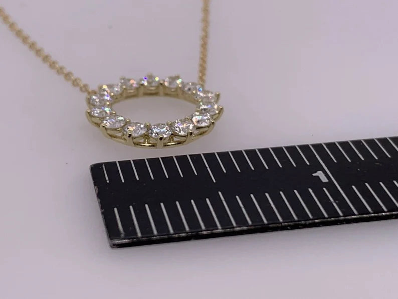 Modern Yellow Gold 1.28 Carat Natural Round Brilliant Diamond Hand Craft Pendant