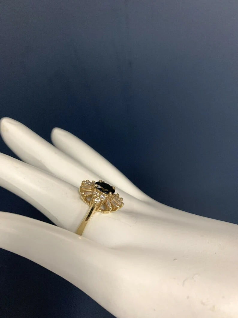 1.53 Carat Retro Gold Ring Natural Oval Deep Blue Sapphire & Diamond Circa 1980