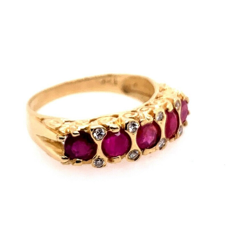 Retro Gold Cocktail Ring 1.10 Carat Round Natural Ruby & Diamond Gem Circa 1960