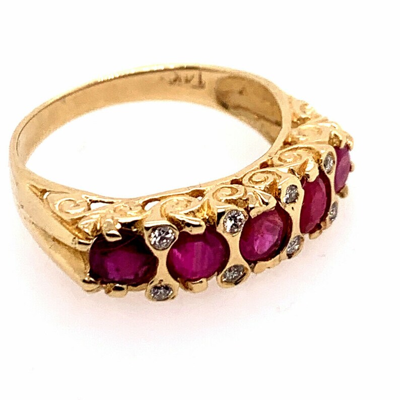 Retro Gold Cocktail Ring 1.10 Carat Round Natural Ruby & Diamond Gem Circa 1960