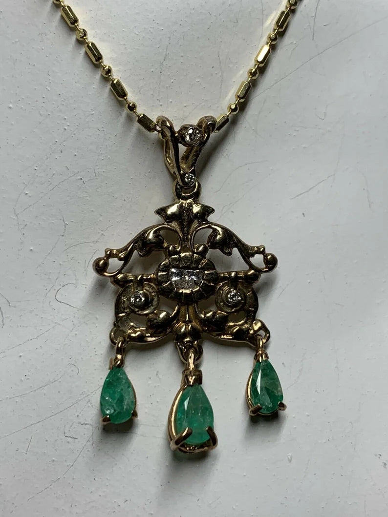 Retro Gold Pendant 1.80 Carat Natural Diamond & Emerald Gem Stone Circa 1960
