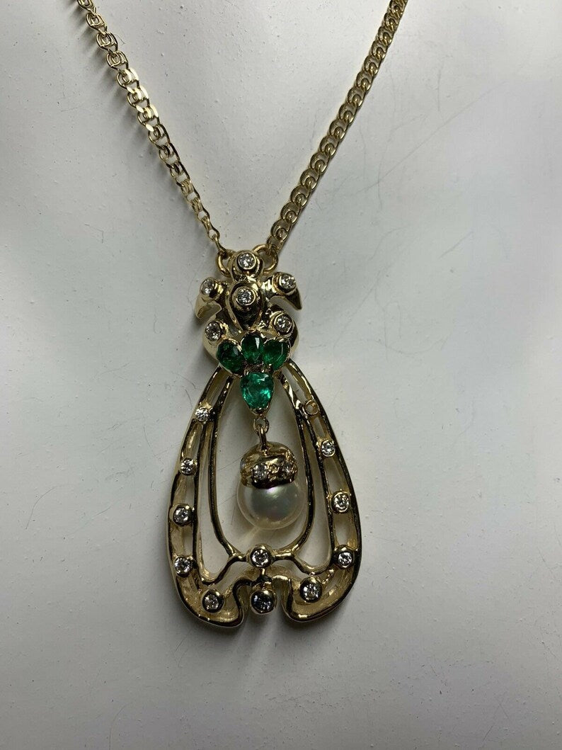 Retro Gold Pendant 1.75 Carat Natural Colombian Emerald Gem & Diamond Circa 1960