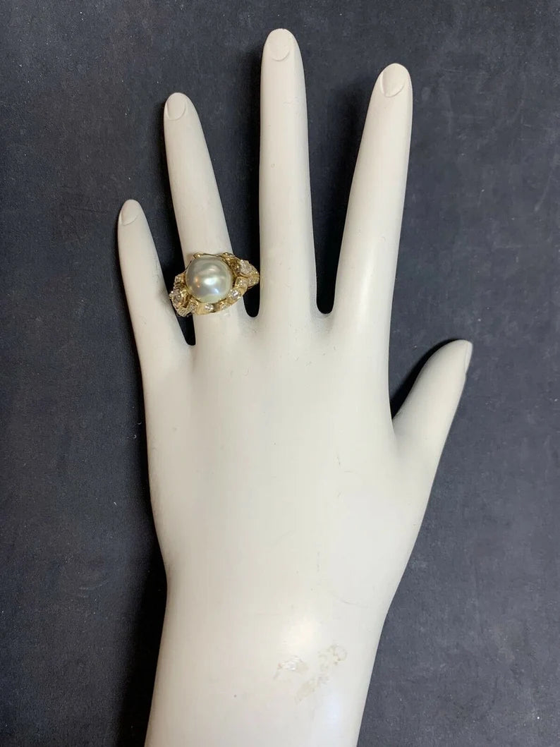 Retro Gold 3 Carat Cocktail Ring Natural Diamonds & 10.5mm Pearl Gem Circa 1960