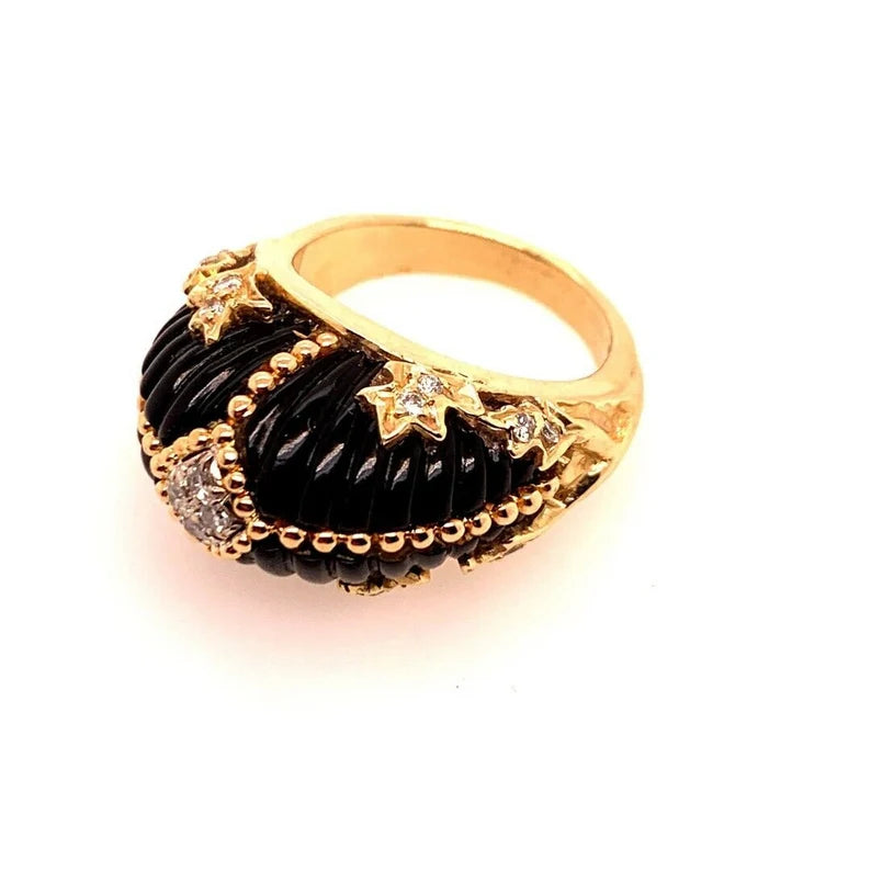 Retro Gold Cocktail Ring Natural 0.35 Carat Diamond & Carved Onyx Circa 1950