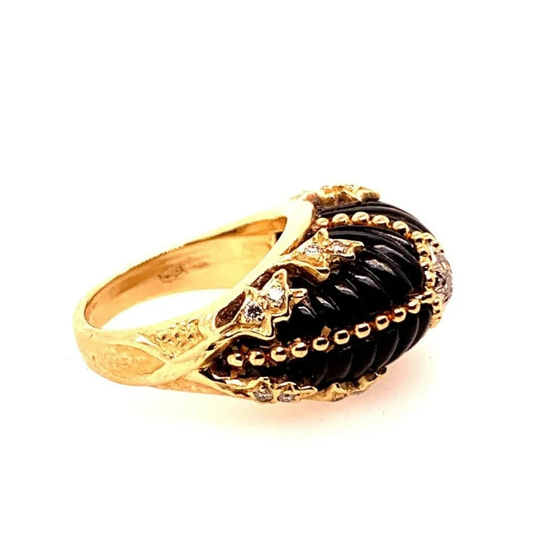 Retro Gold Cocktail Ring Natural 0.35 Carat Diamond & Carved Onyx Circa 1950