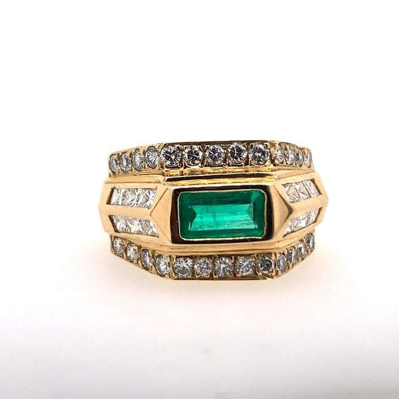 Gold Art Deco 2 Carat Ring Natural Green Emerald & Diamond Cocktail Circa 1960