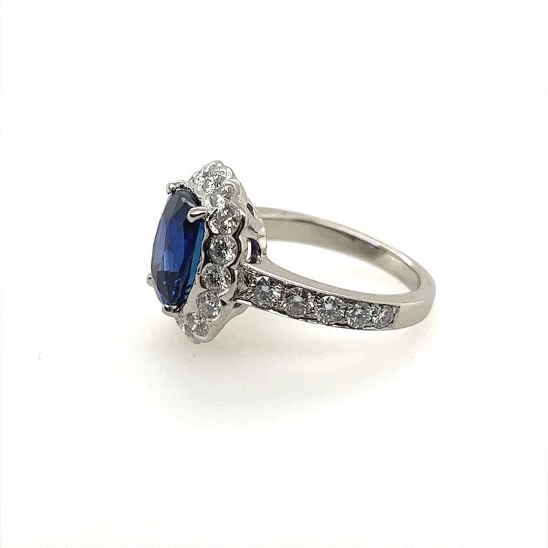Modern Platinum 4.29 Carat Natural Royal Blue Sapphire & Diamond Engagement Ring